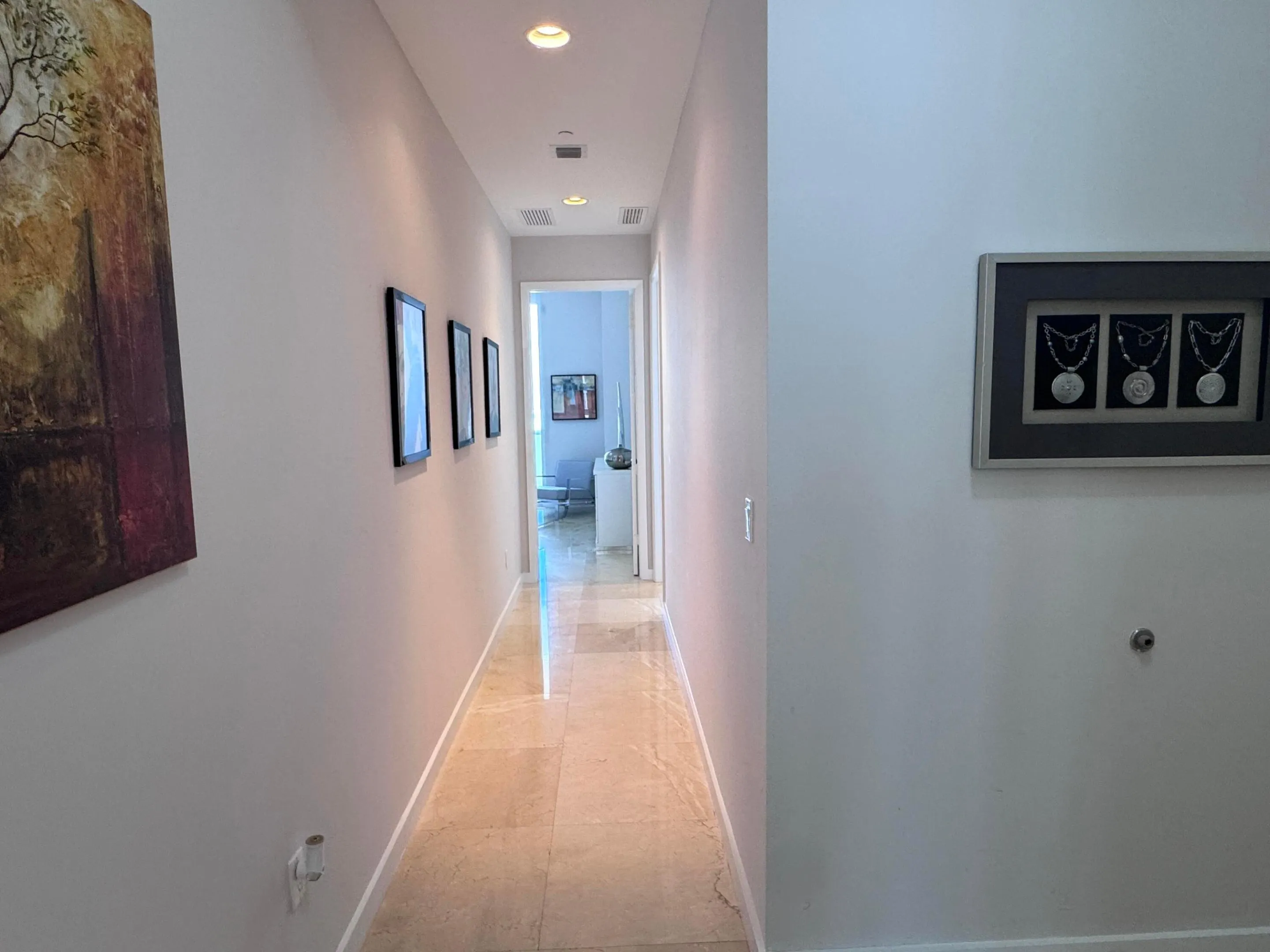 16001 COLLINS Avenue #4002