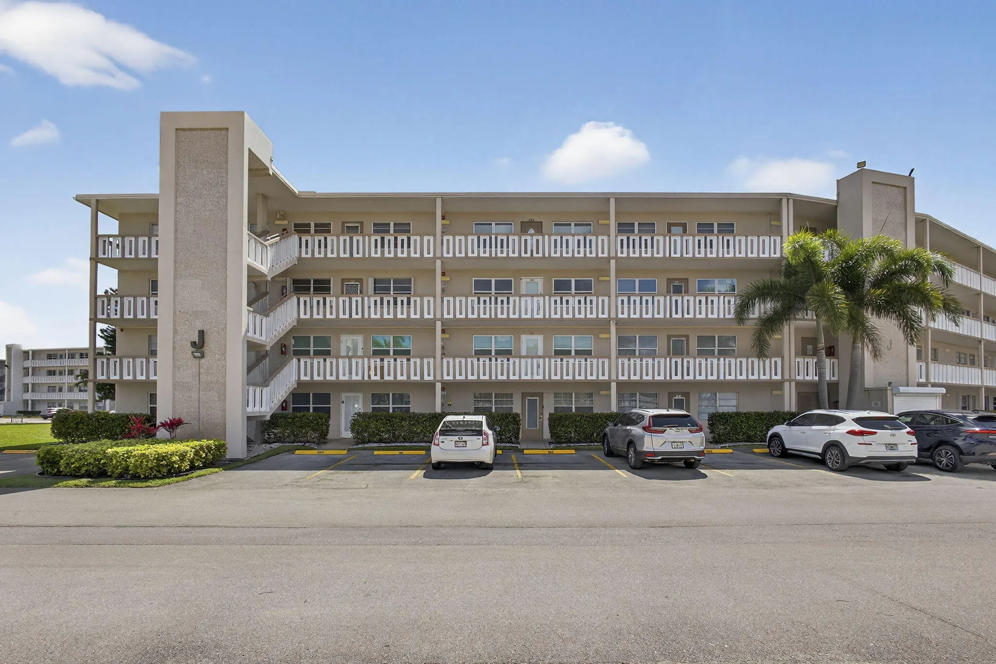 361 WELLINGTON J