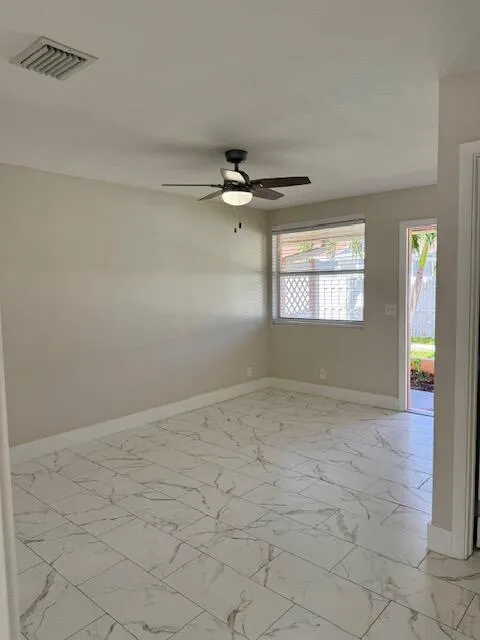 920 N J Street #4