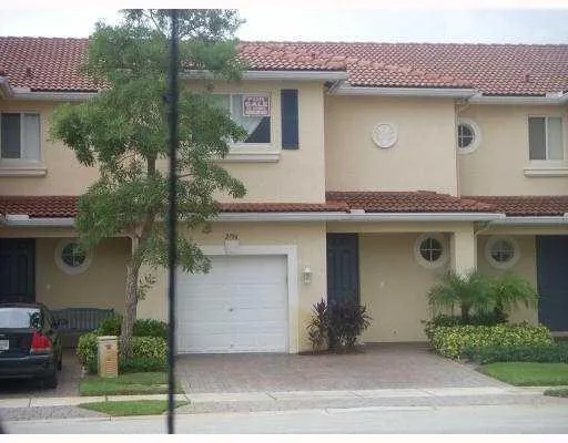 3014 N Evergreen Circle
