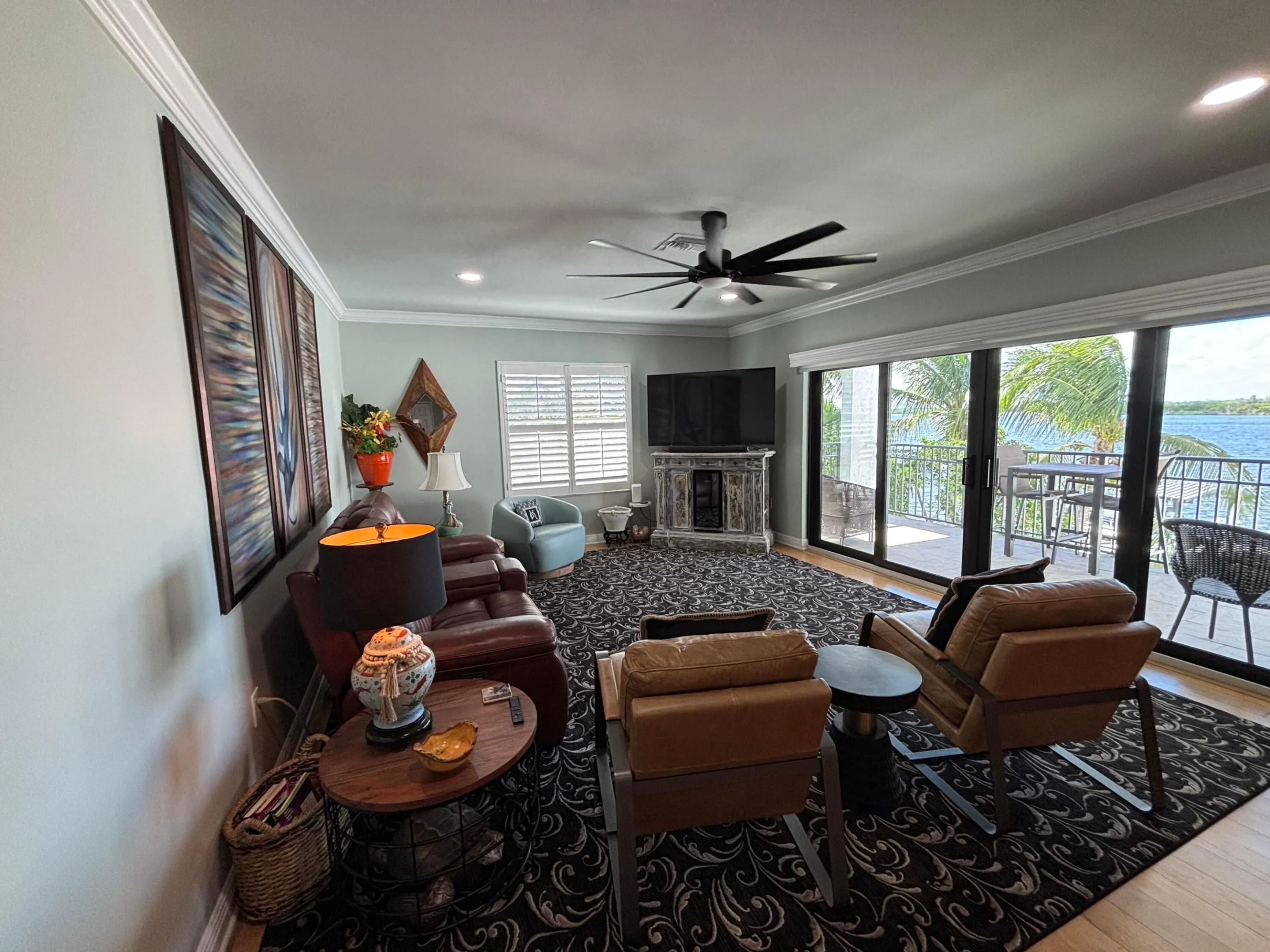 1630 SEAWAY Drive #301