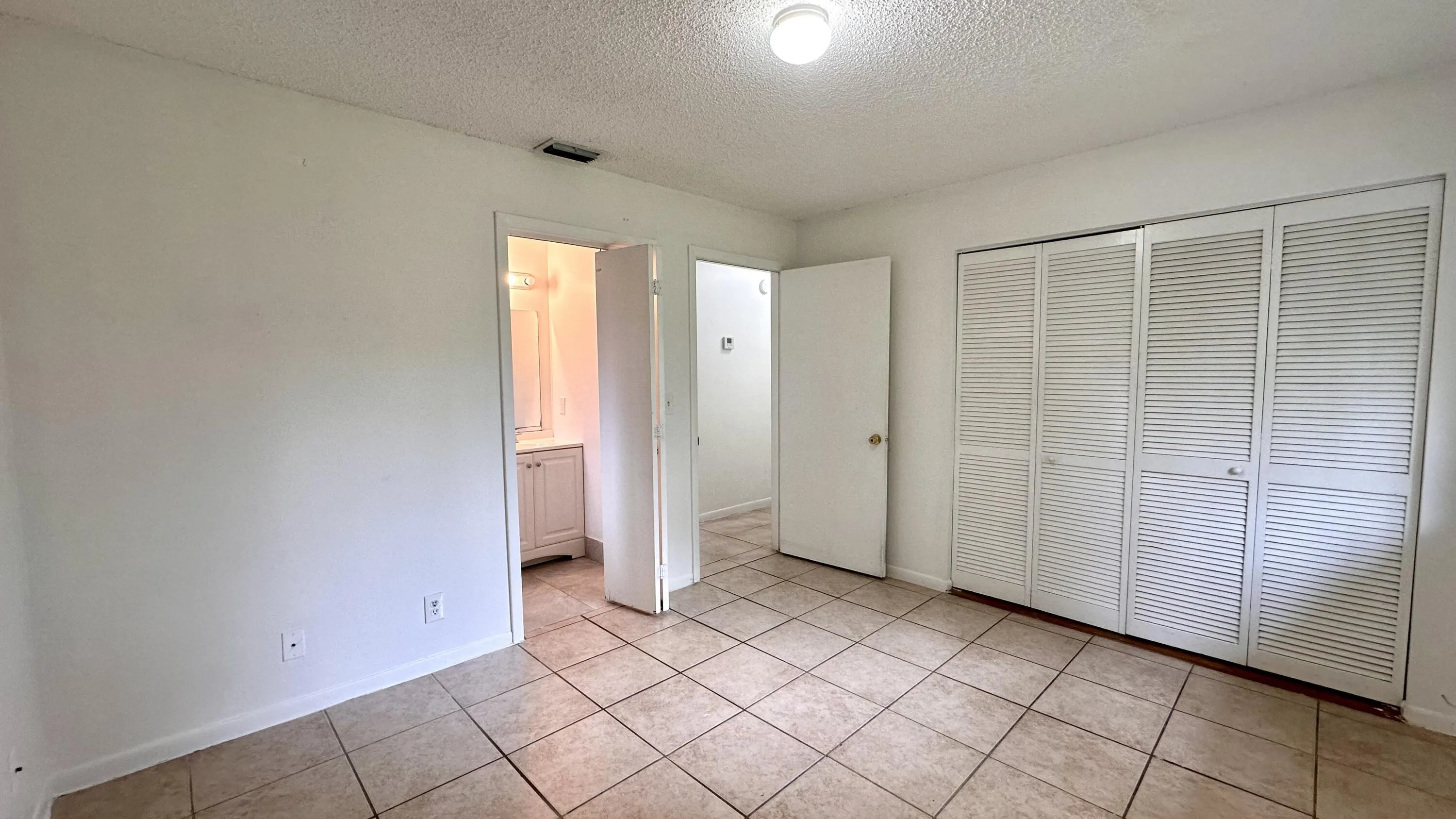 3096 Collin Drive #C