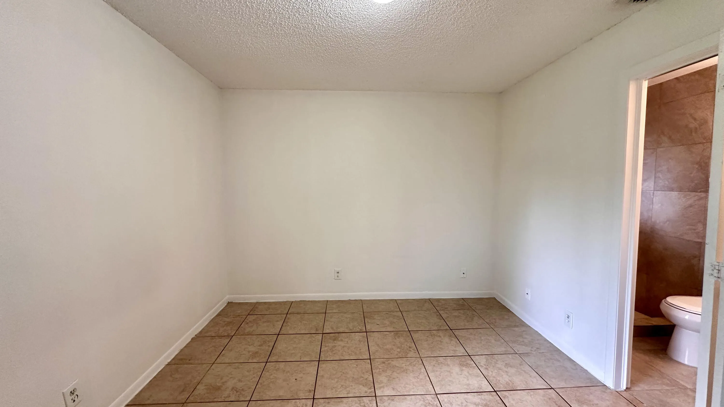 3096 Collin Drive #C