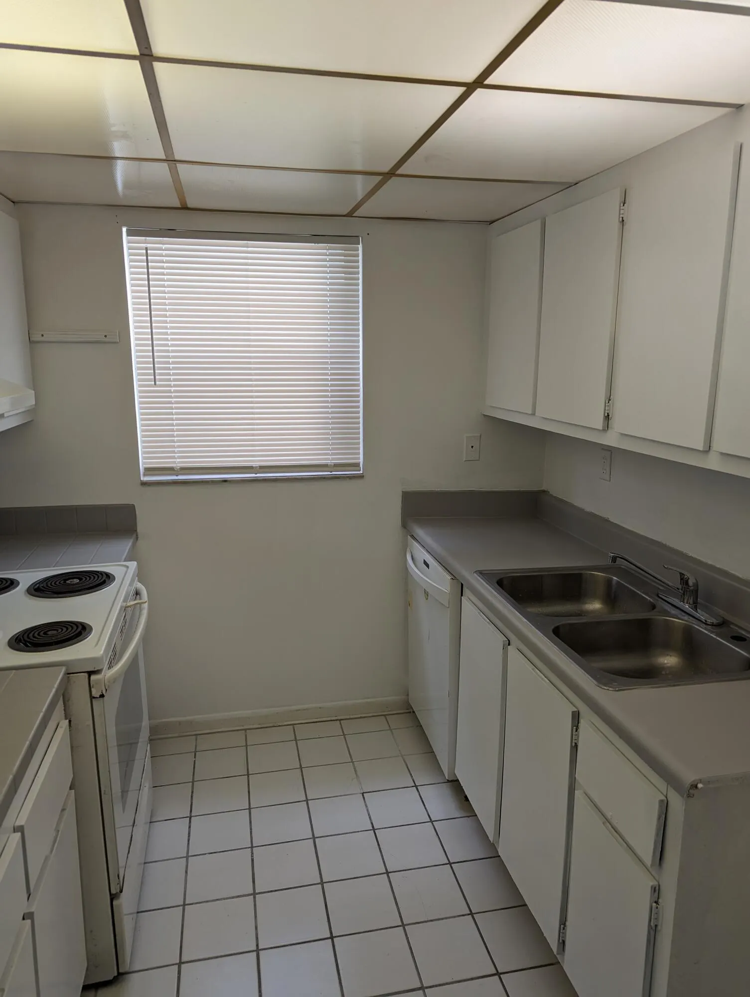 1880 N Congress Avenue #202