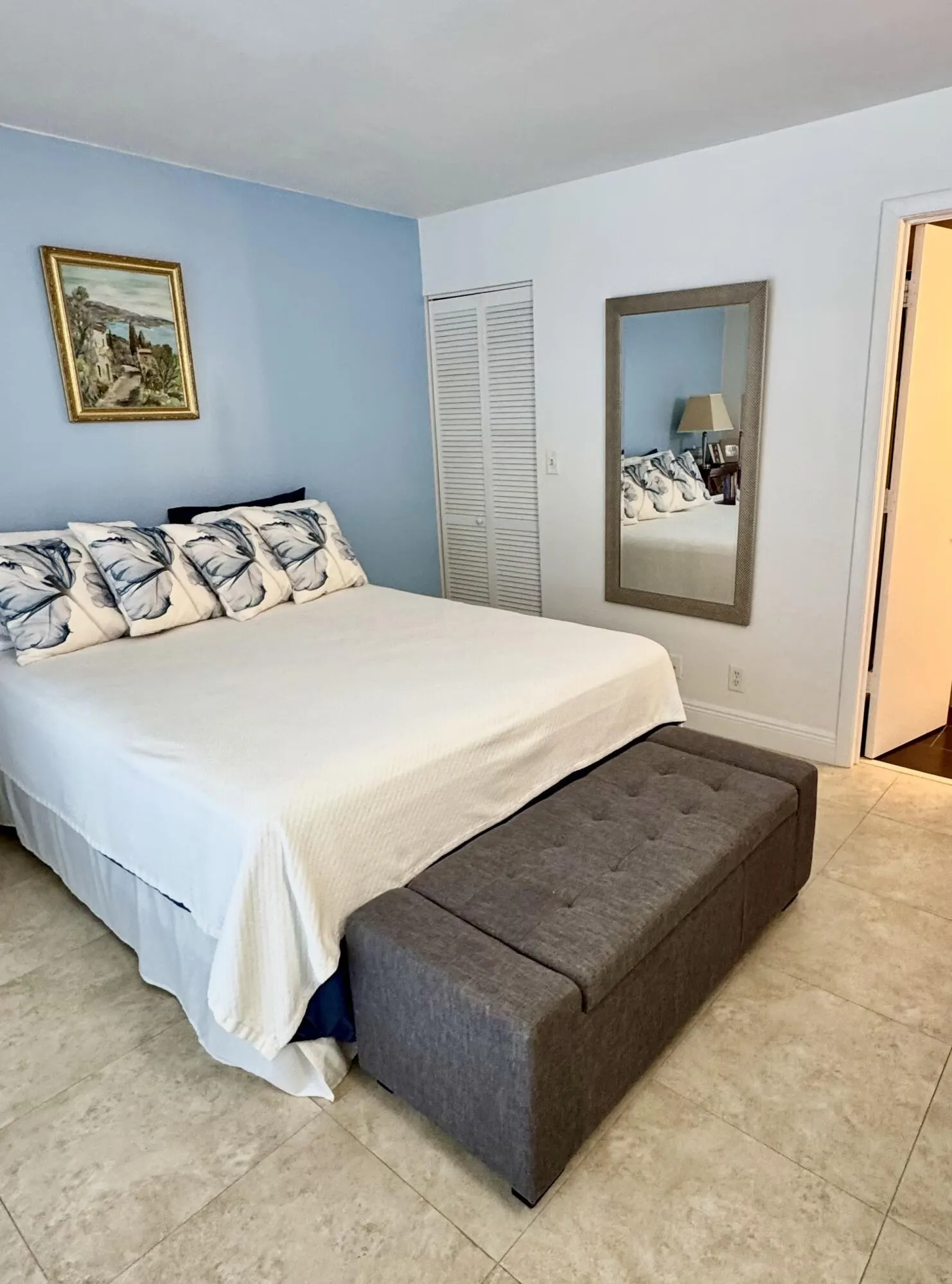 2029 N Ocean Boulevard #105