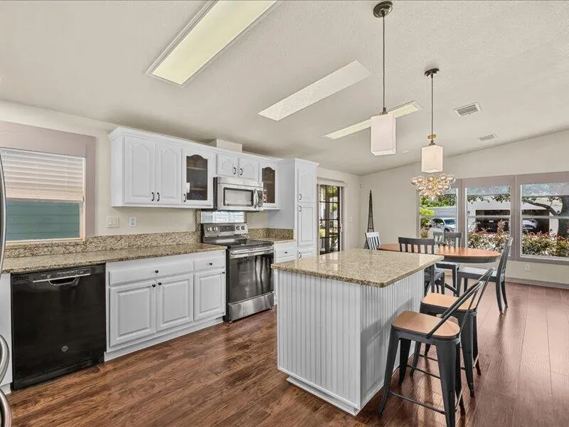 3064 Eagle'S Nest Way