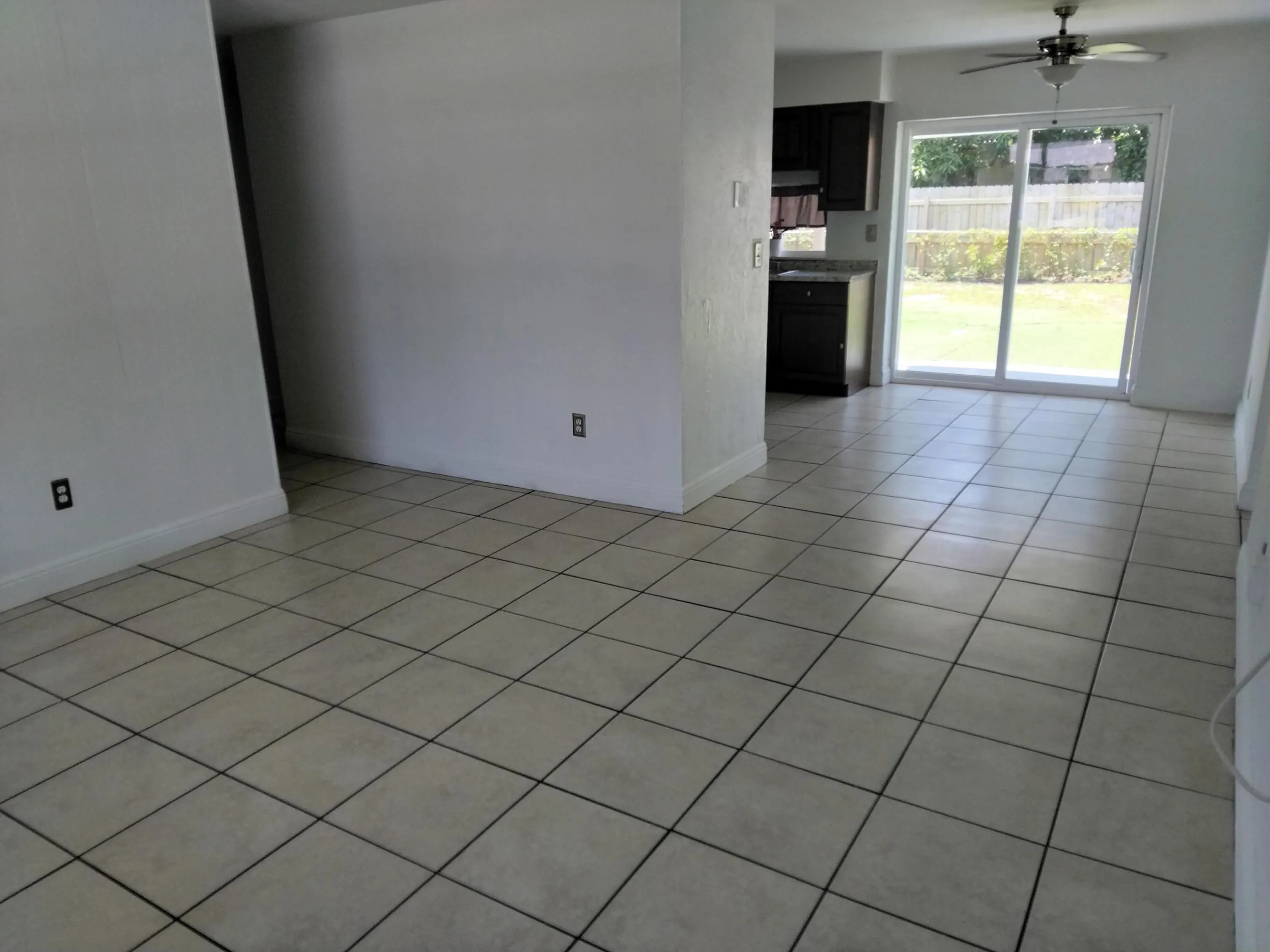 330 NW 38TH Street