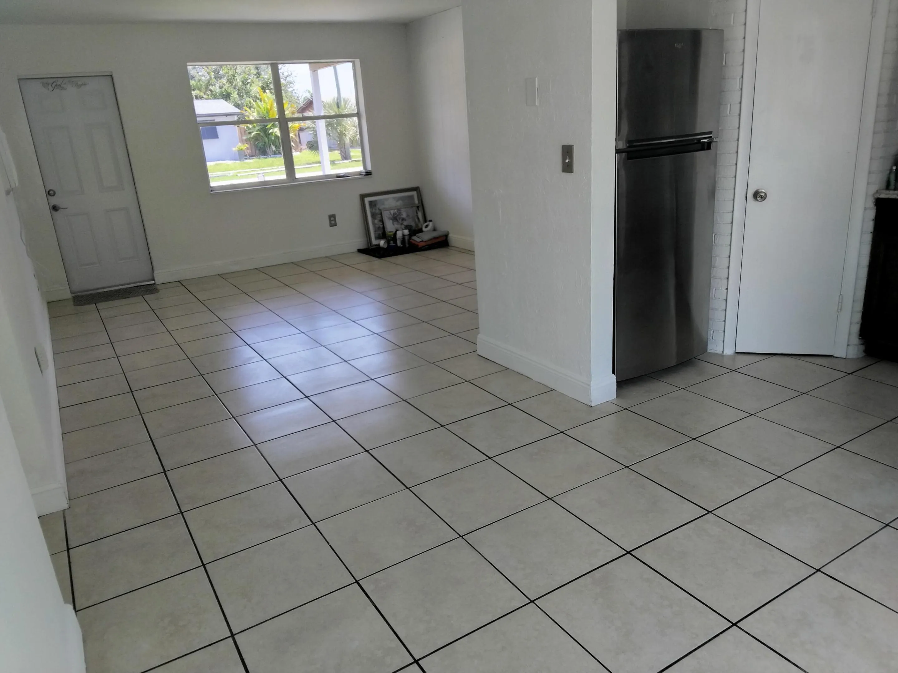 330 NW 38TH Street