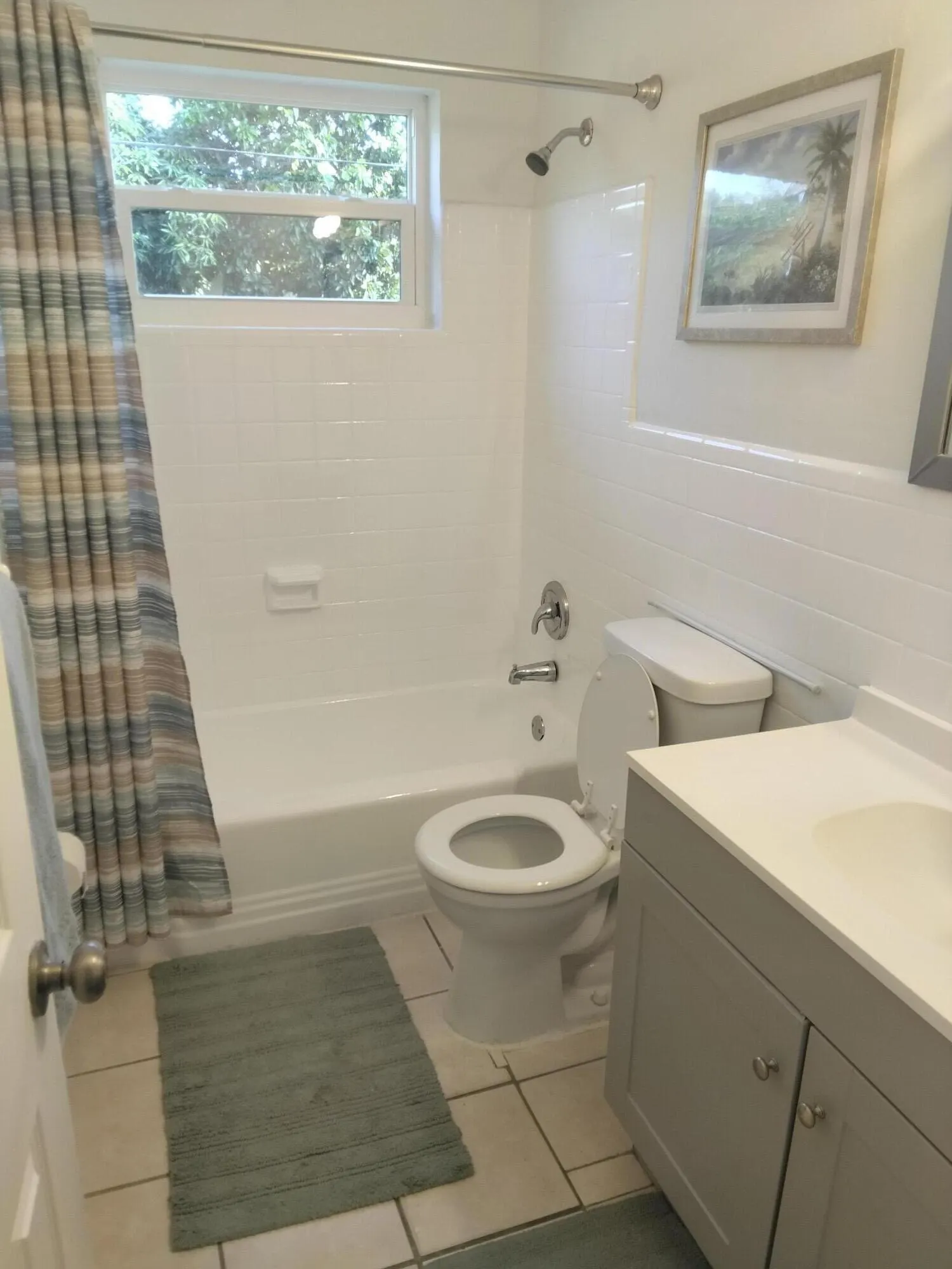 330 NW 38TH Street