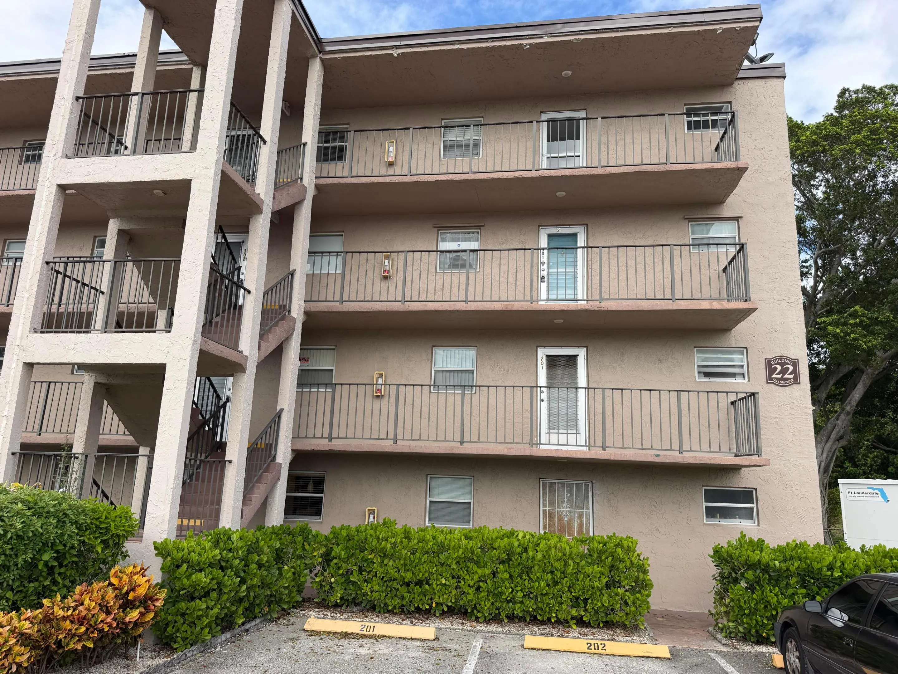 729 Lori Drive #301