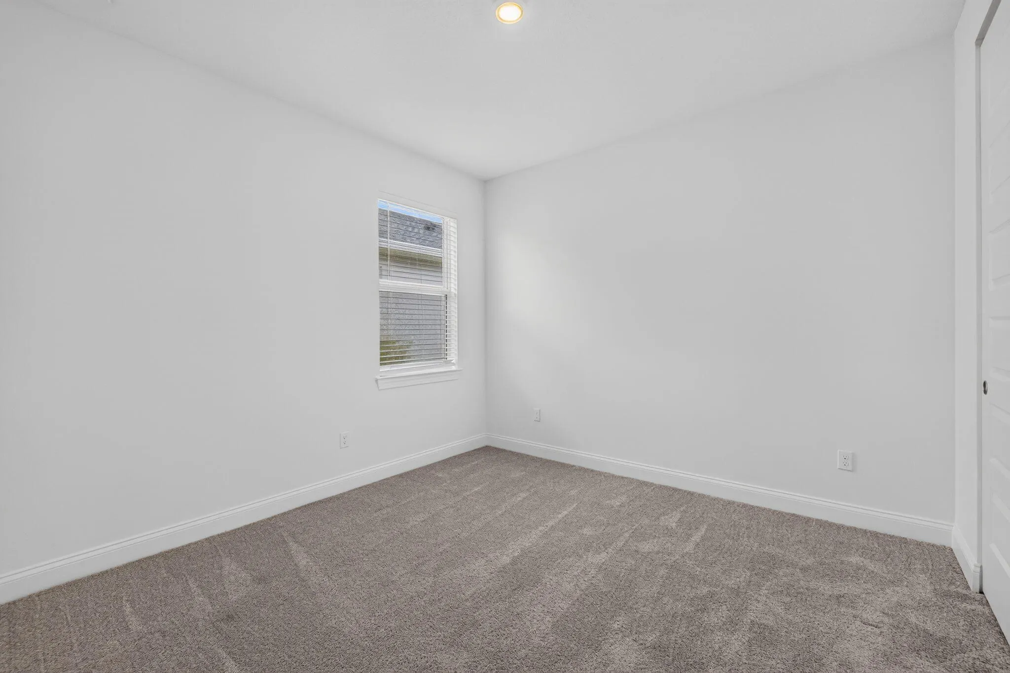 8666 DAHLIA Circle