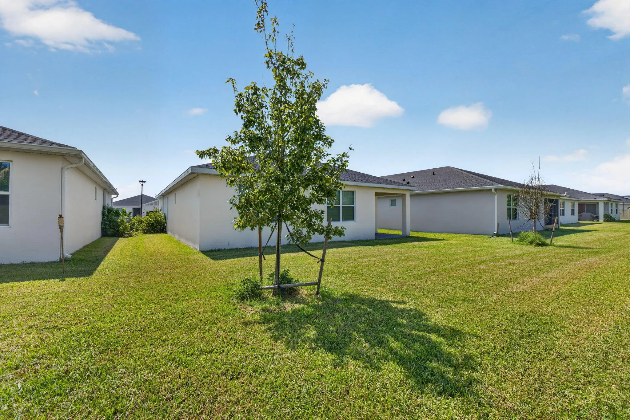 8666 DAHLIA Circle