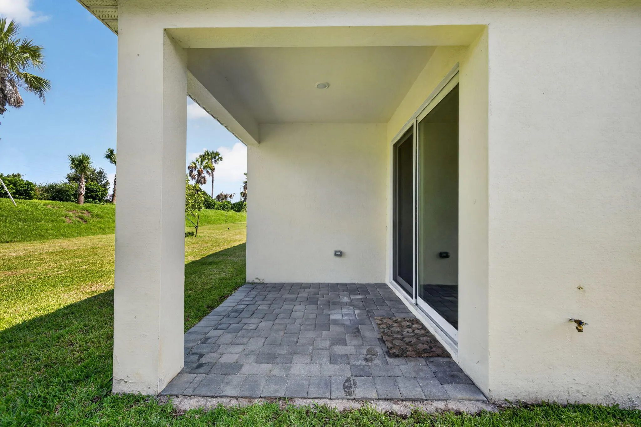 8666 DAHLIA Circle