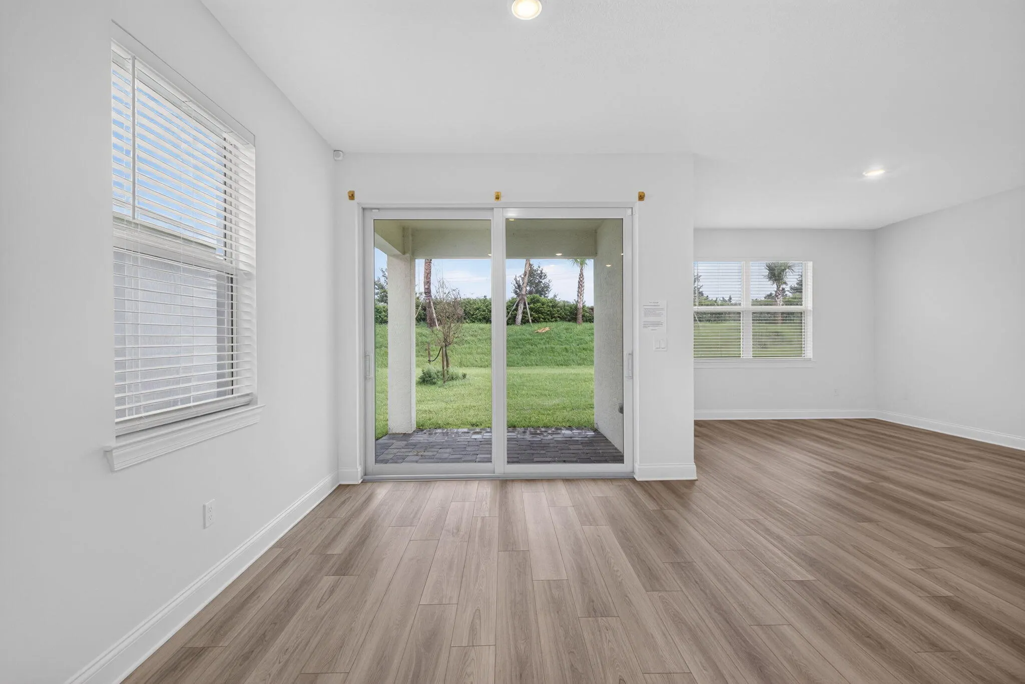 8666 DAHLIA Circle