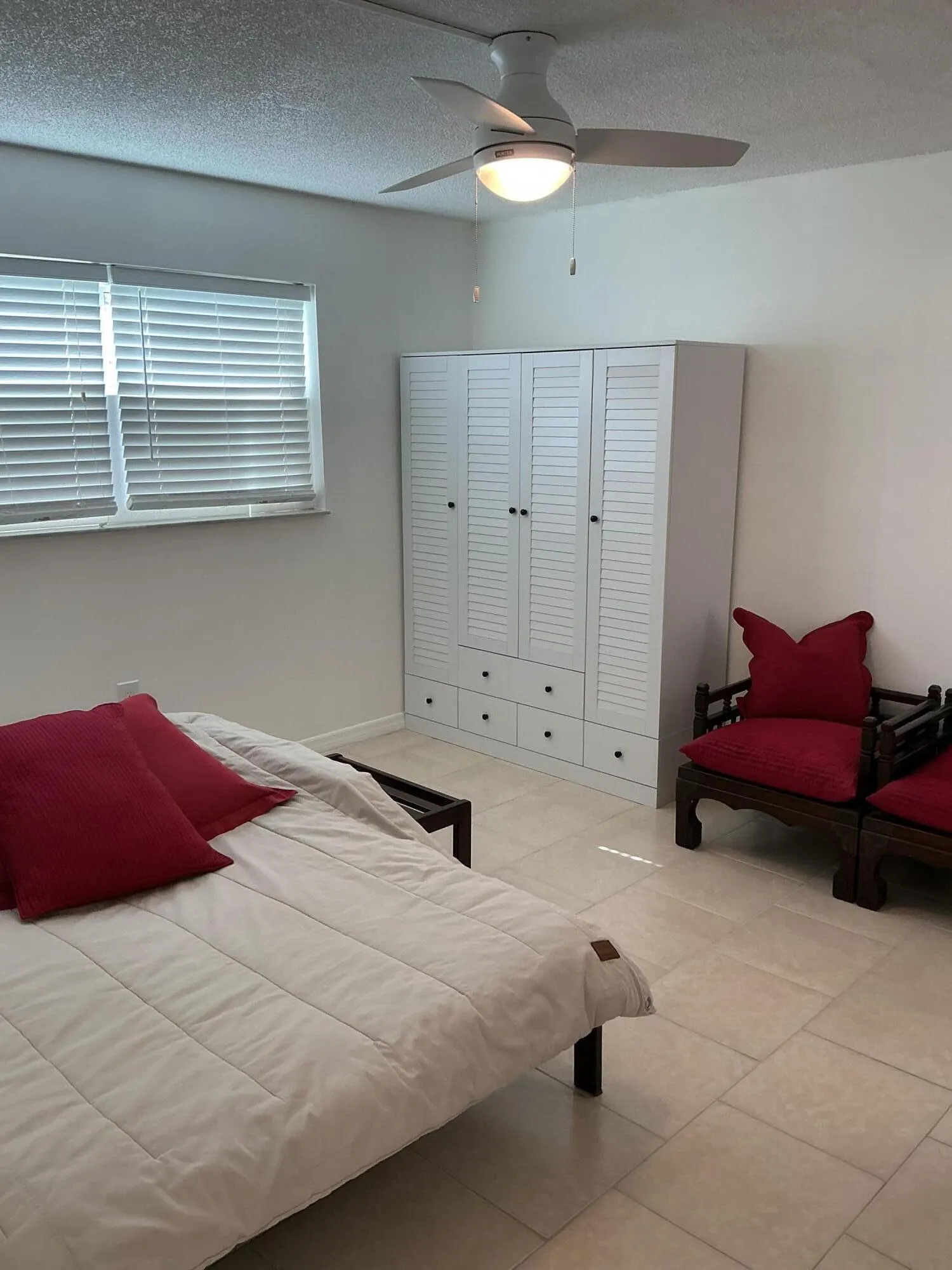 8100 SUNRISE LAKES Boulevard #210