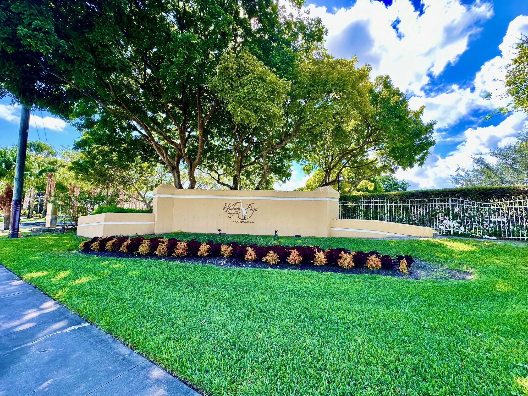 651 CYPRESS LAKE Boulevard #L