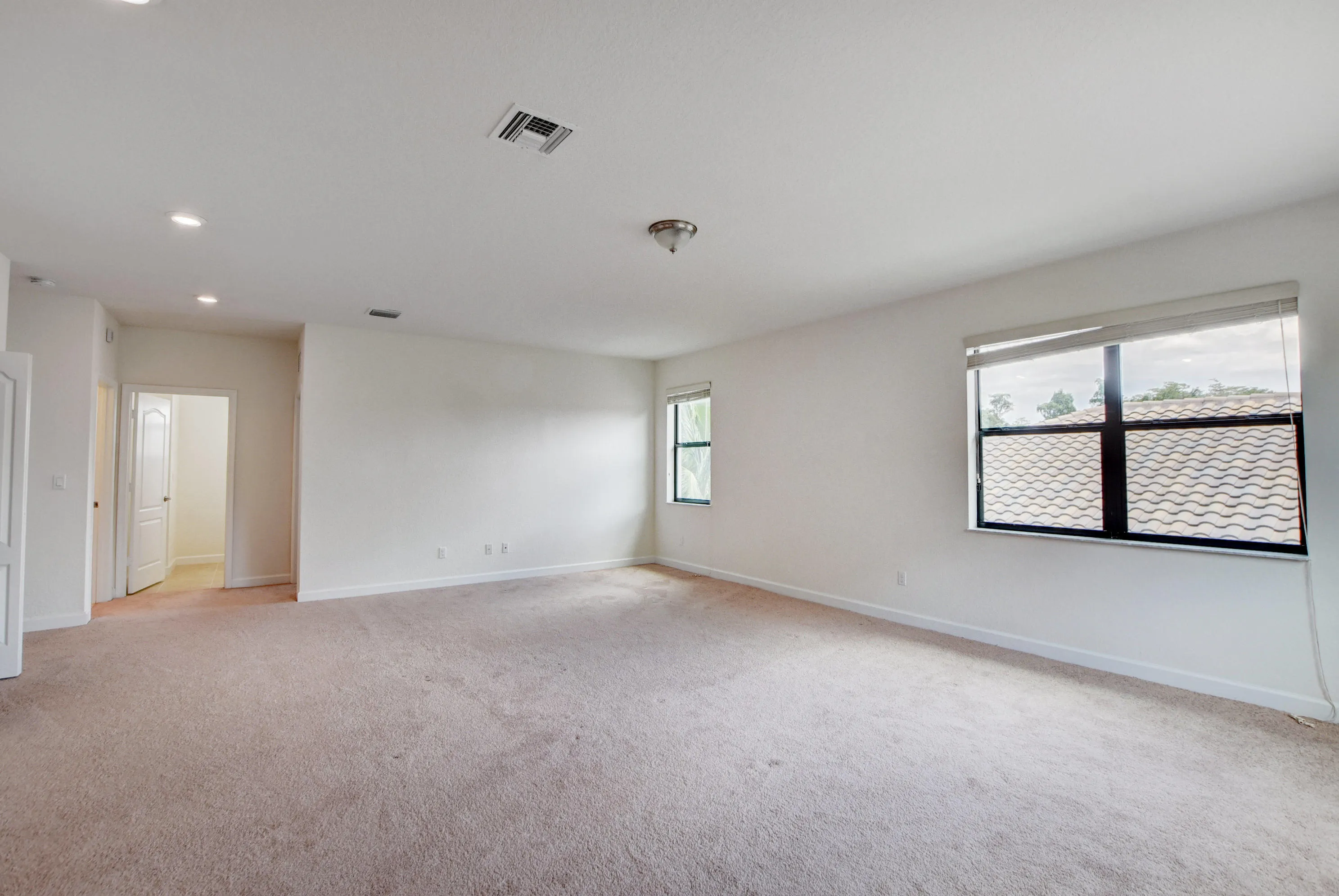 8979 Gulf Run Way
