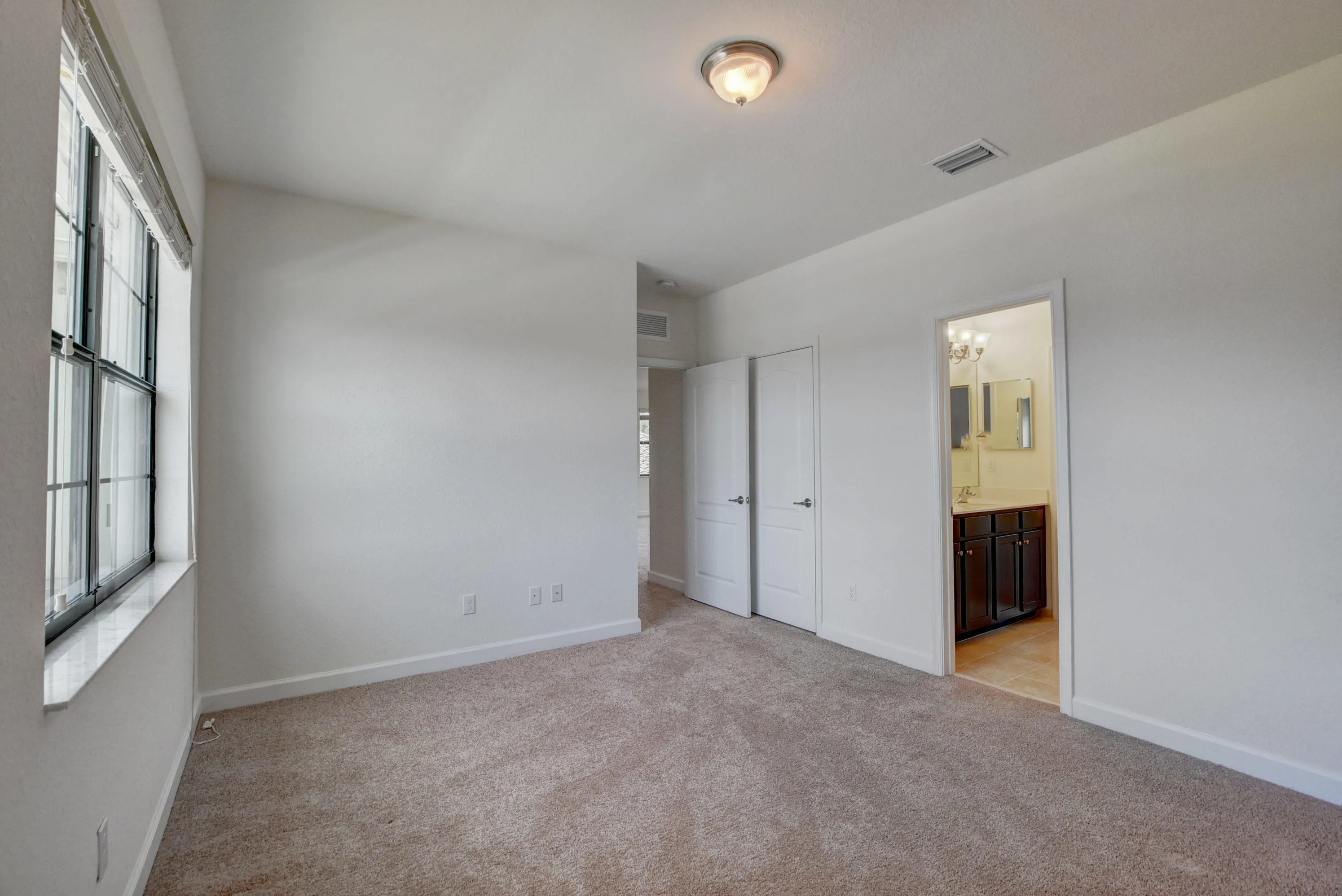 8979 Gulf Run Way