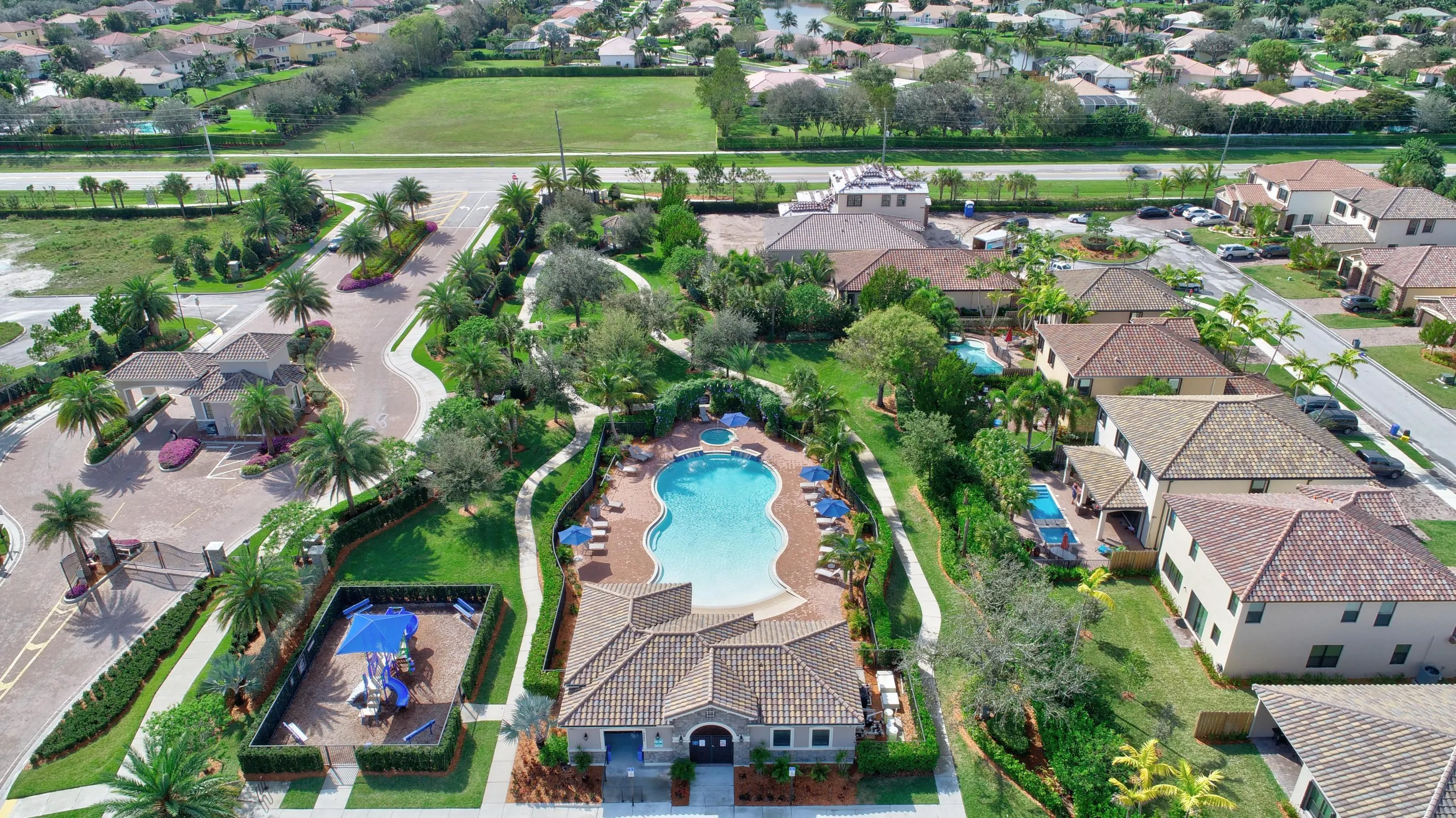 8979 Gulf Run Way