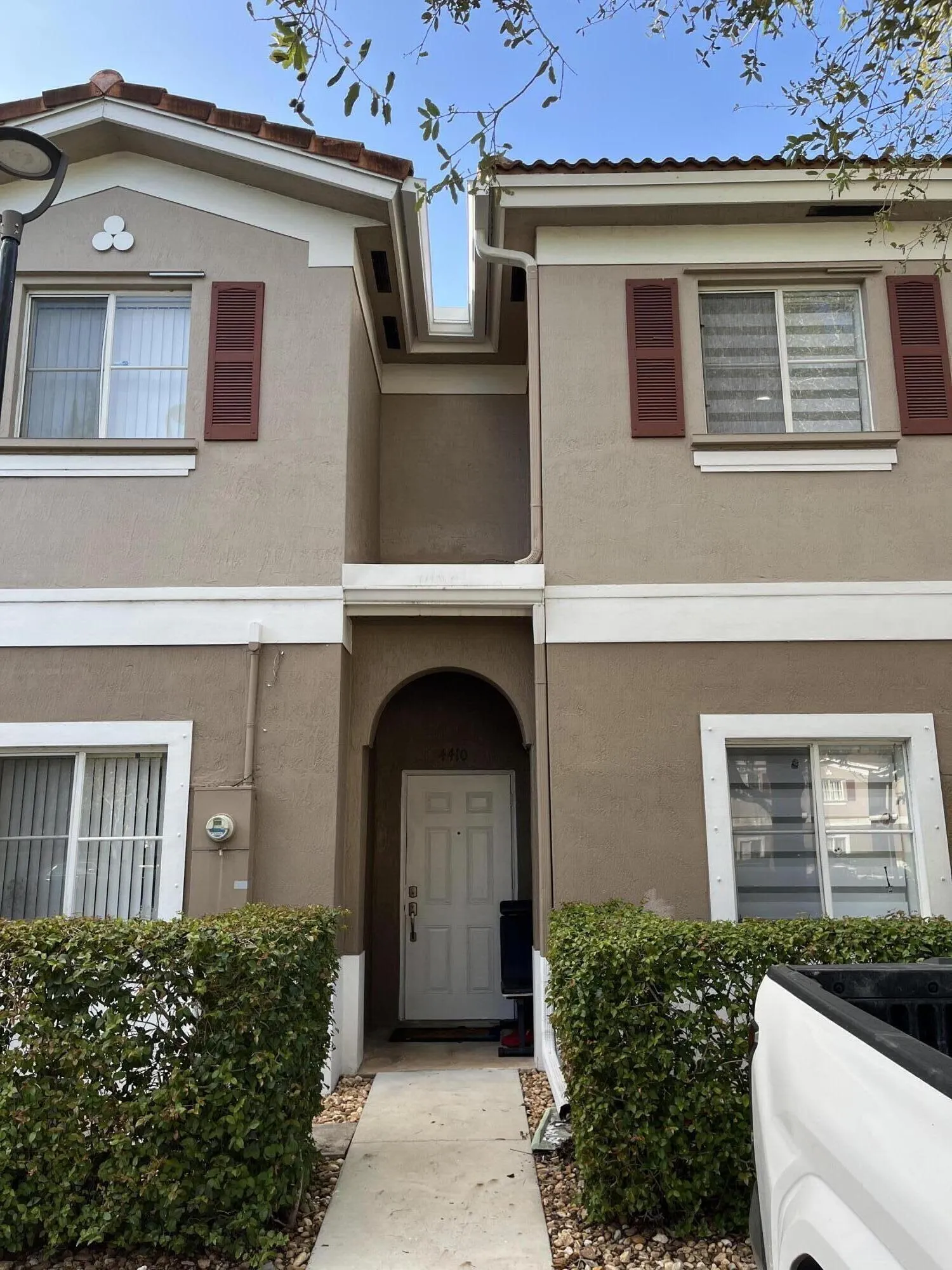 4410 WOODLAND Circle