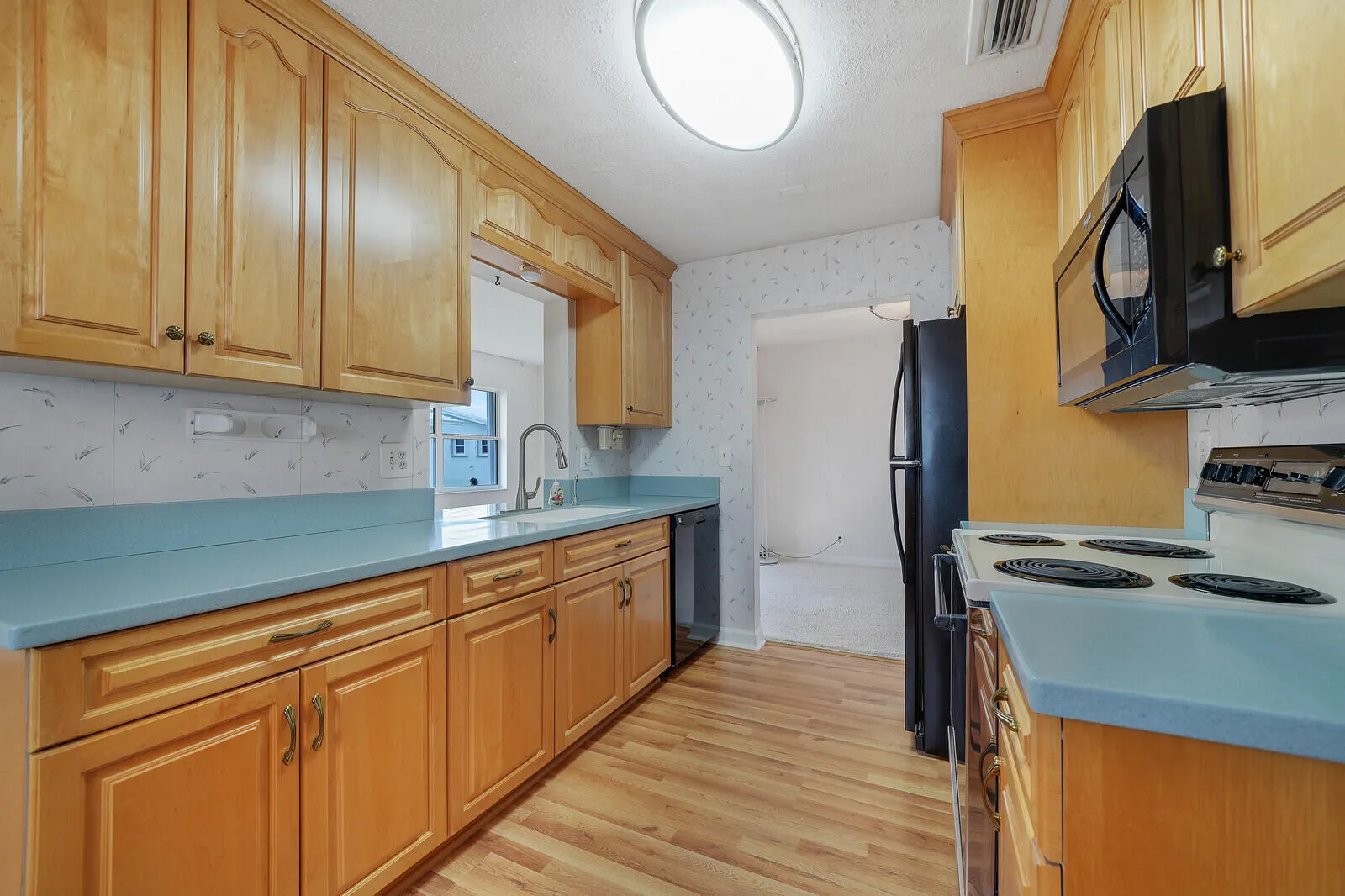 717 SW 15TH Street