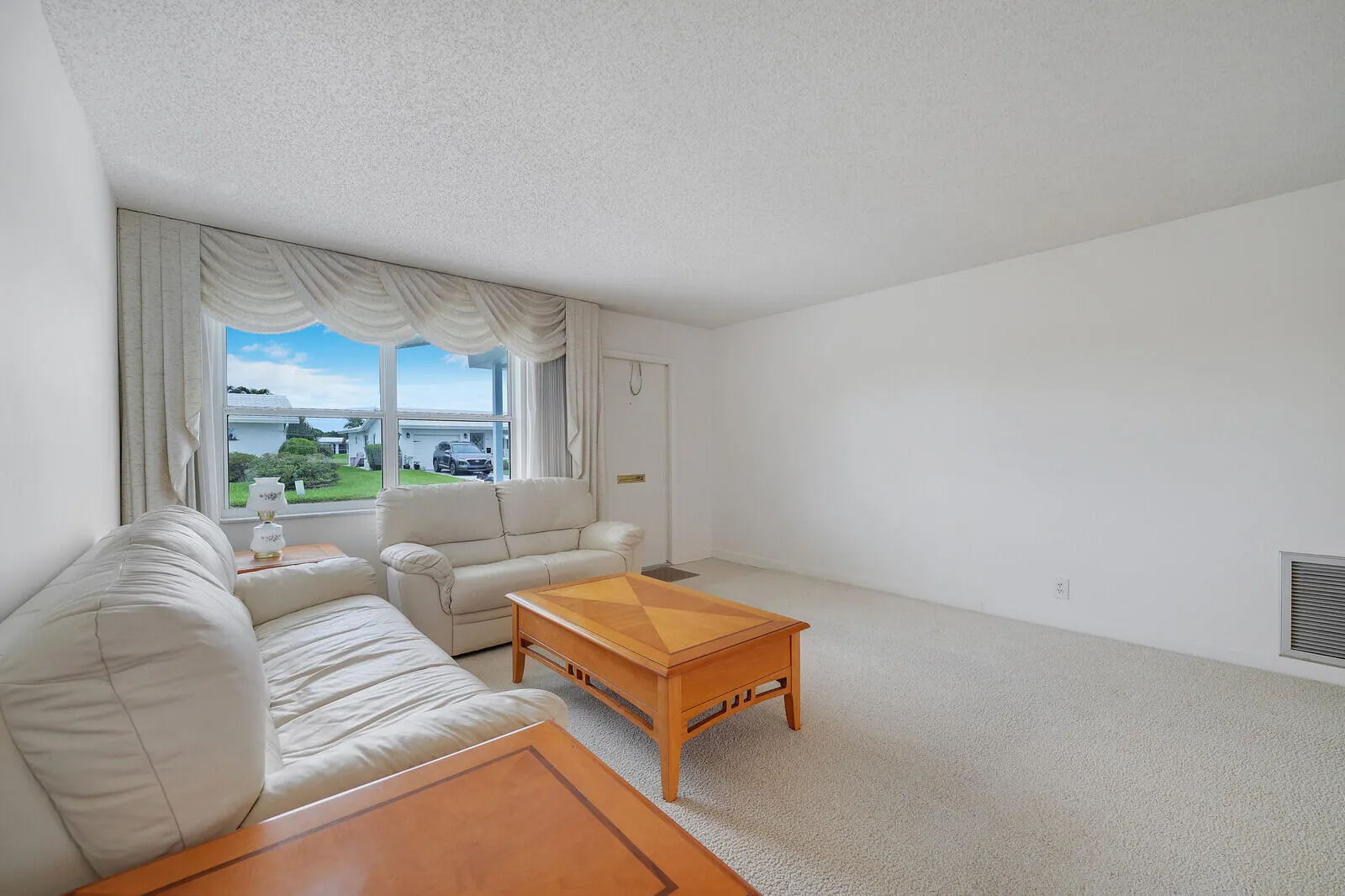 717 SW 15TH Street