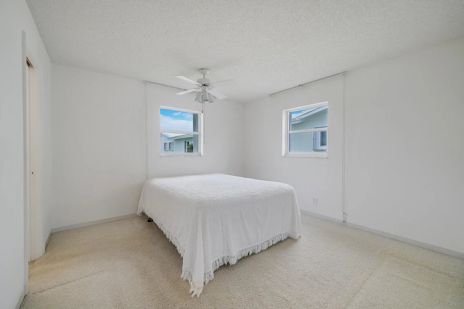 717 SW 15TH Street