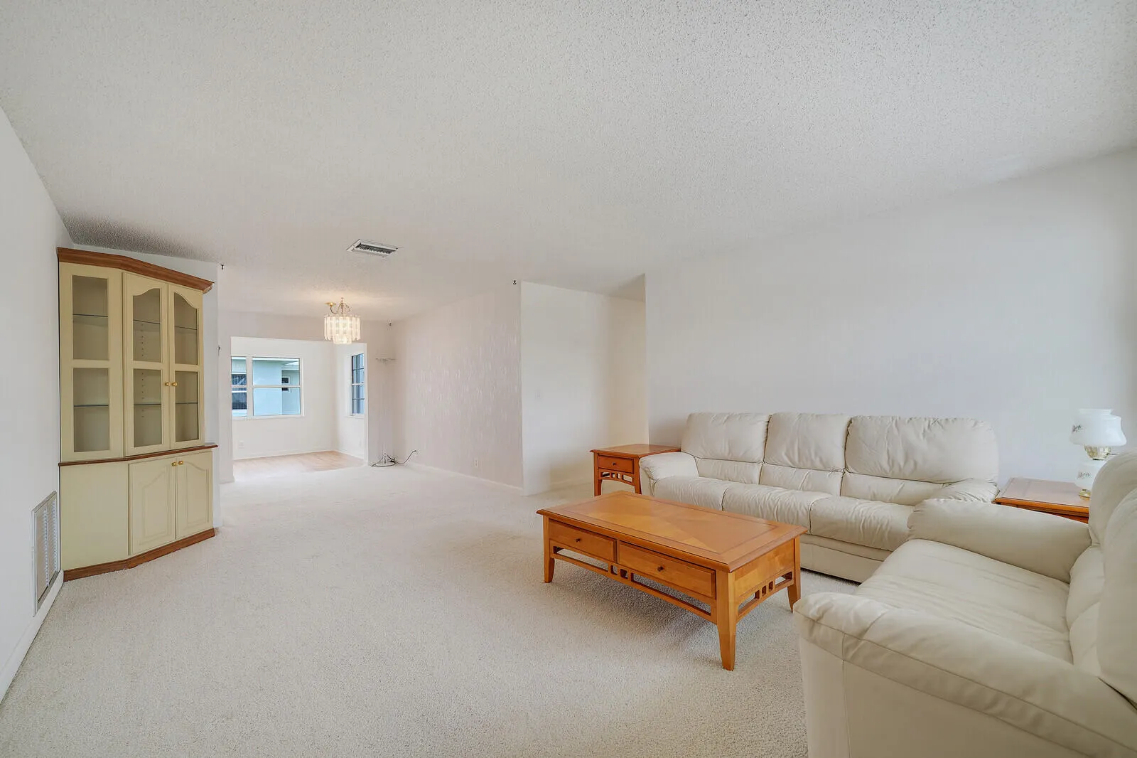 717 SW 15TH Street