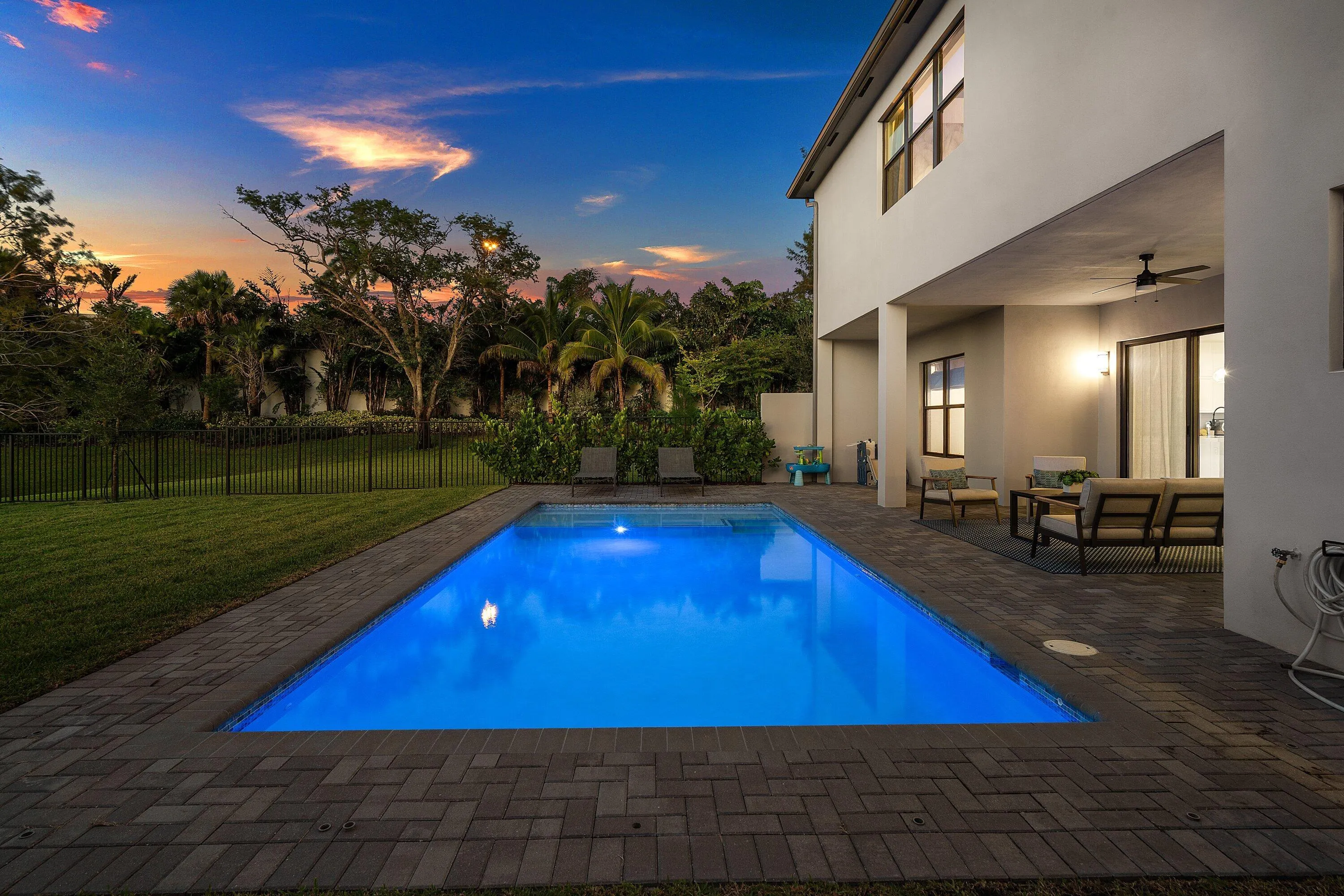 8209 ESSEX COUNTRY CLUB Drive