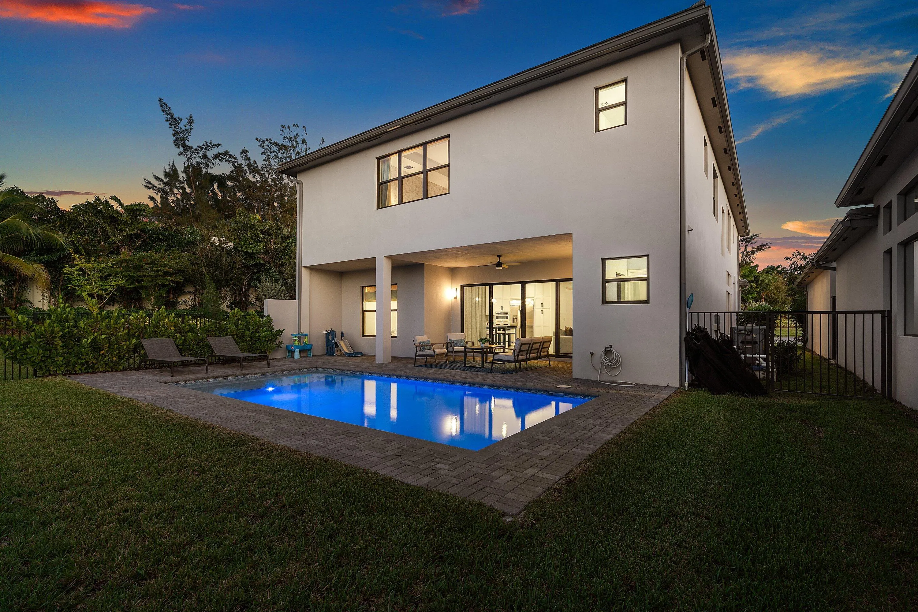 8209 ESSEX COUNTRY CLUB Drive