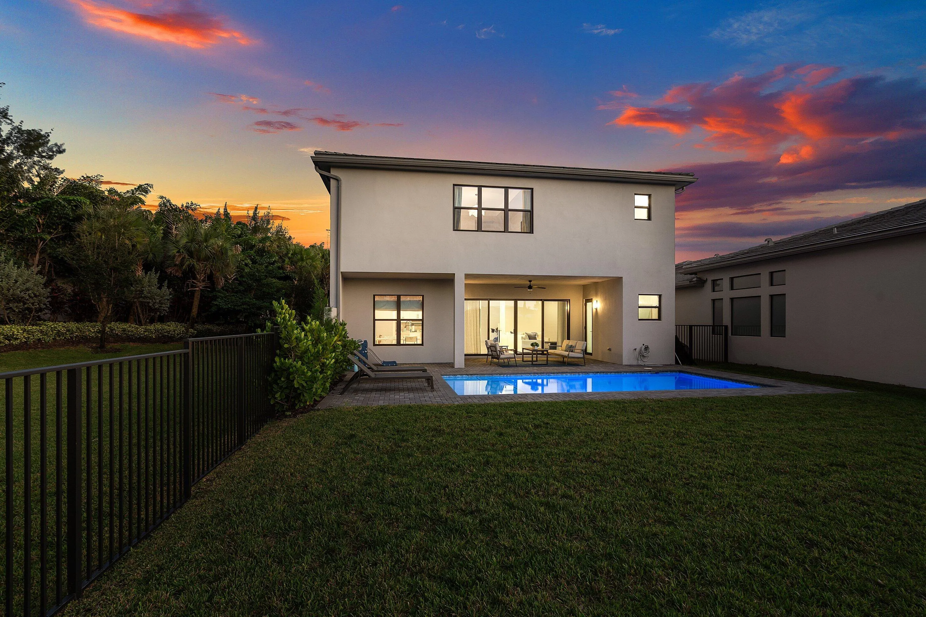 8209 ESSEX COUNTRY CLUB Drive