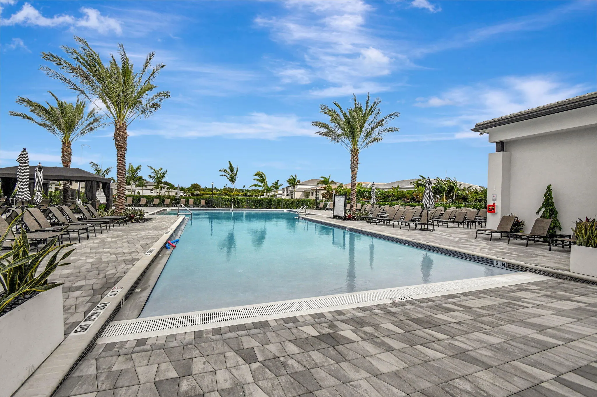 8209 ESSEX COUNTRY CLUB Drive