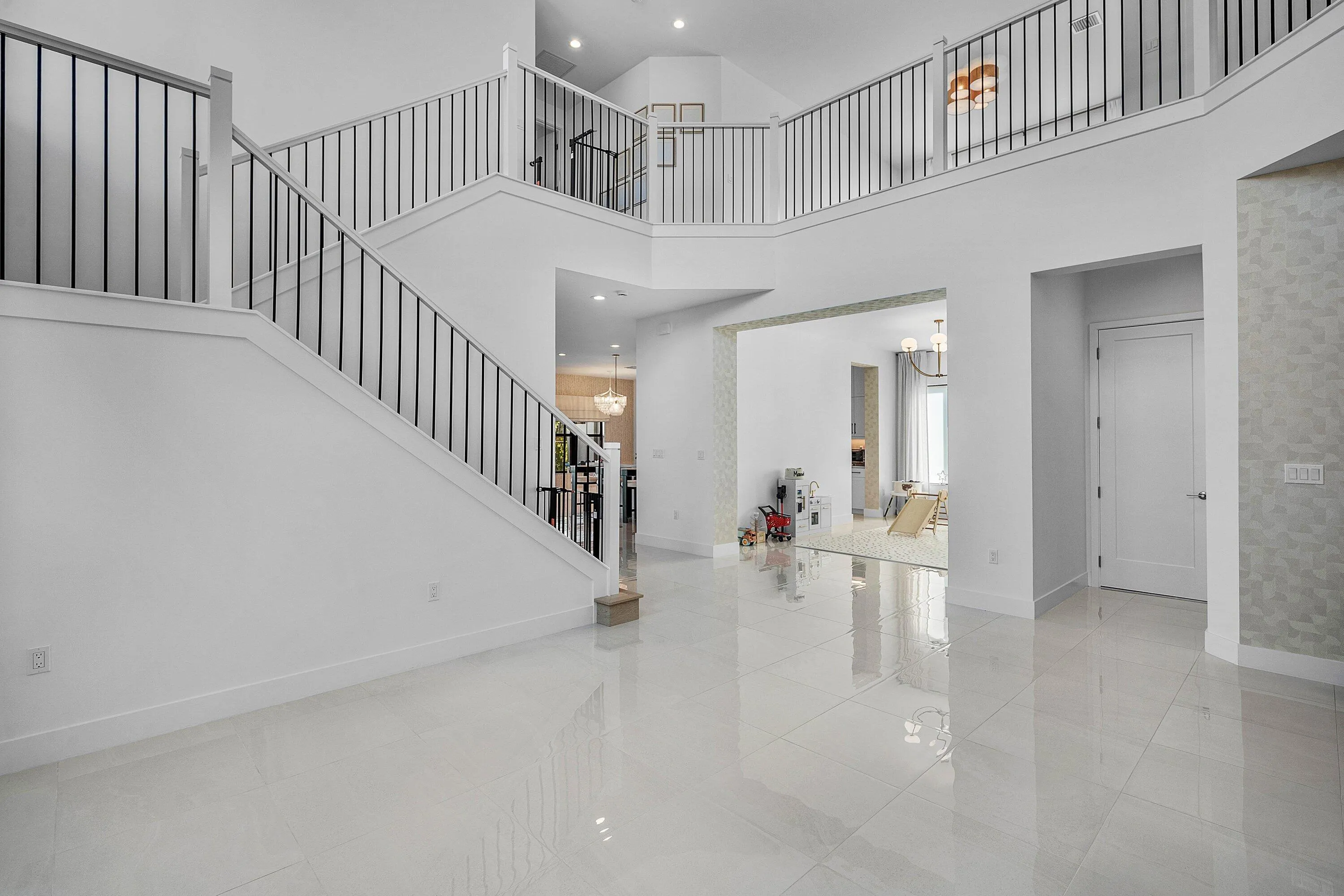 8209 ESSEX COUNTRY CLUB Drive