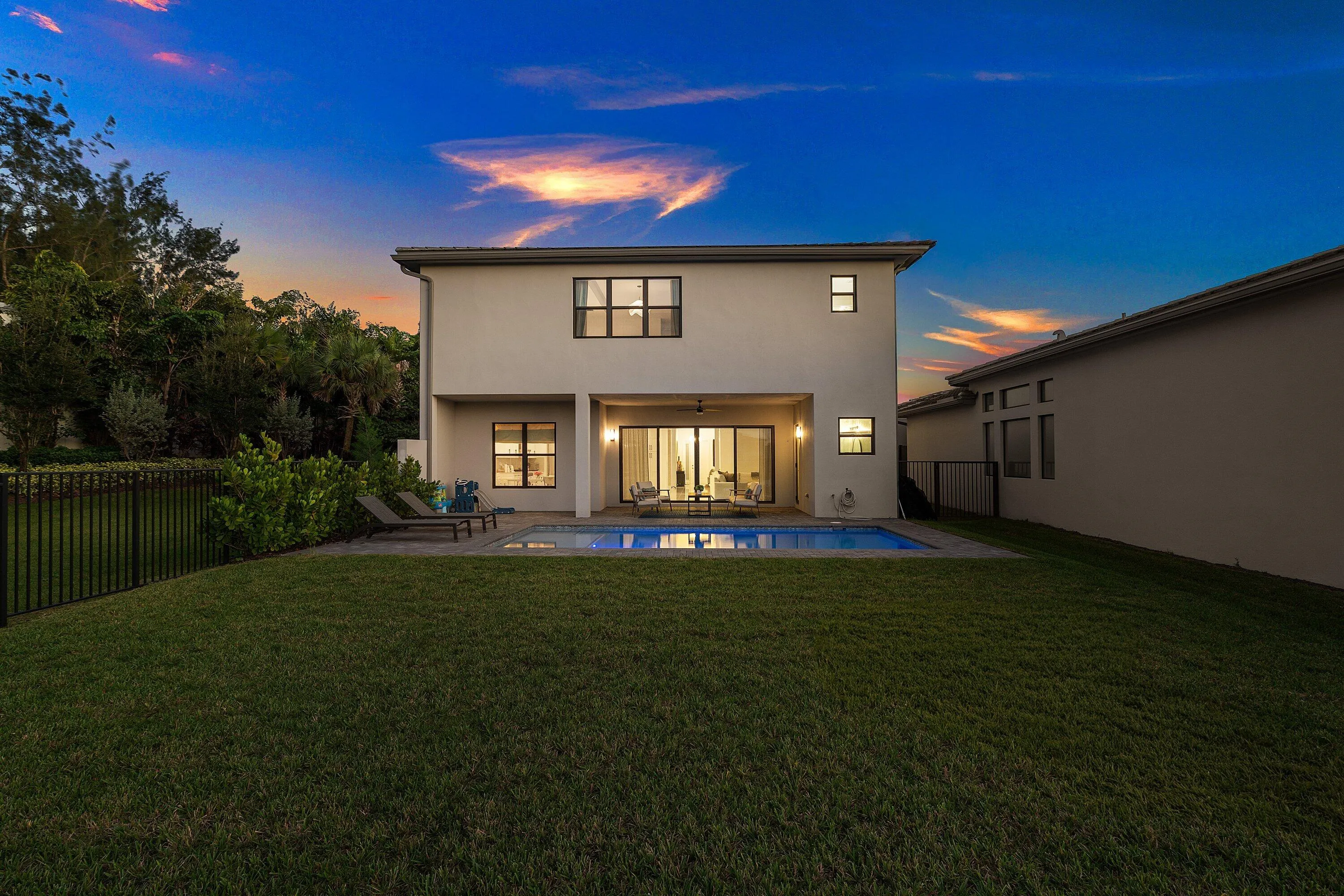 8209 ESSEX COUNTRY CLUB Drive