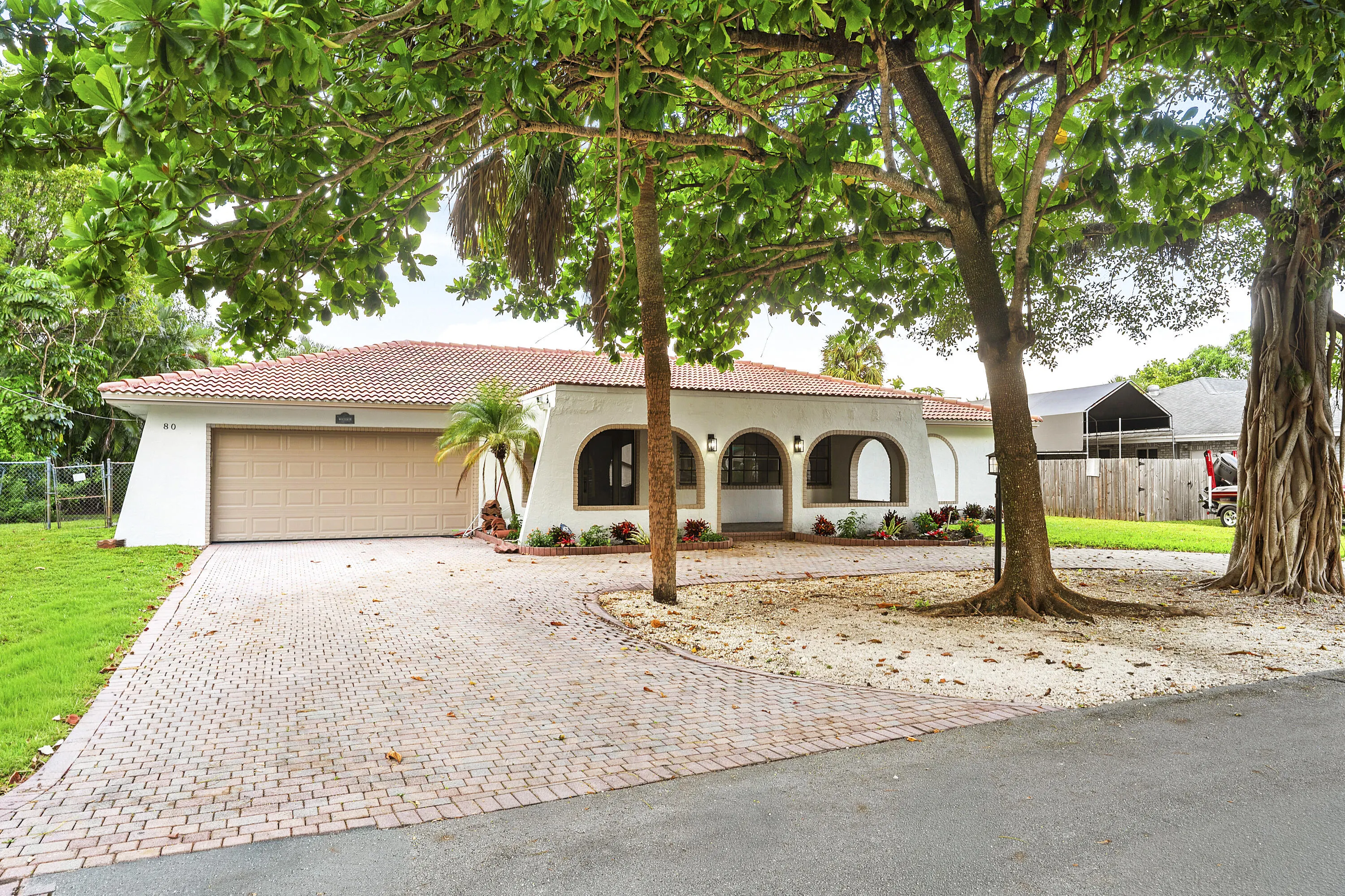 80 W PALM Drive