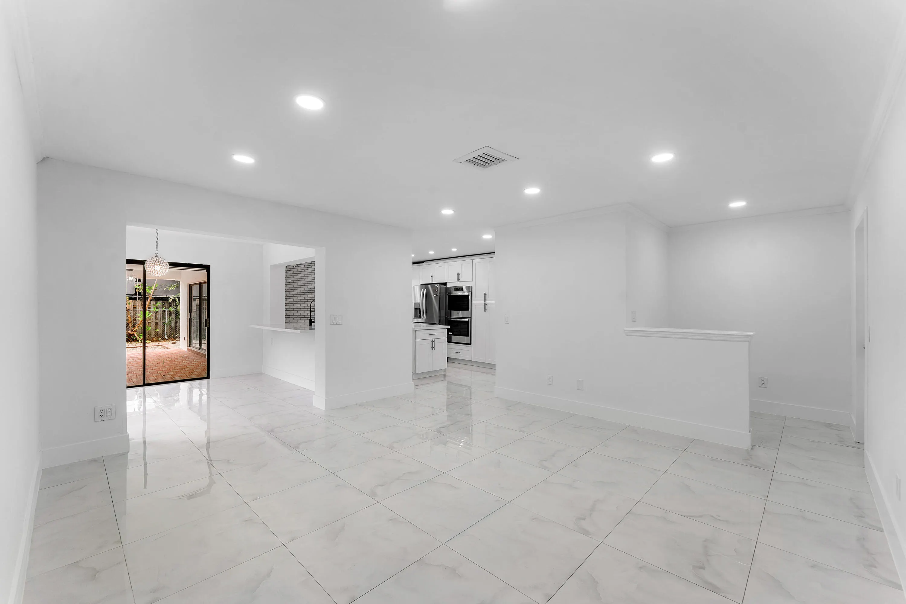 80 W PALM Drive