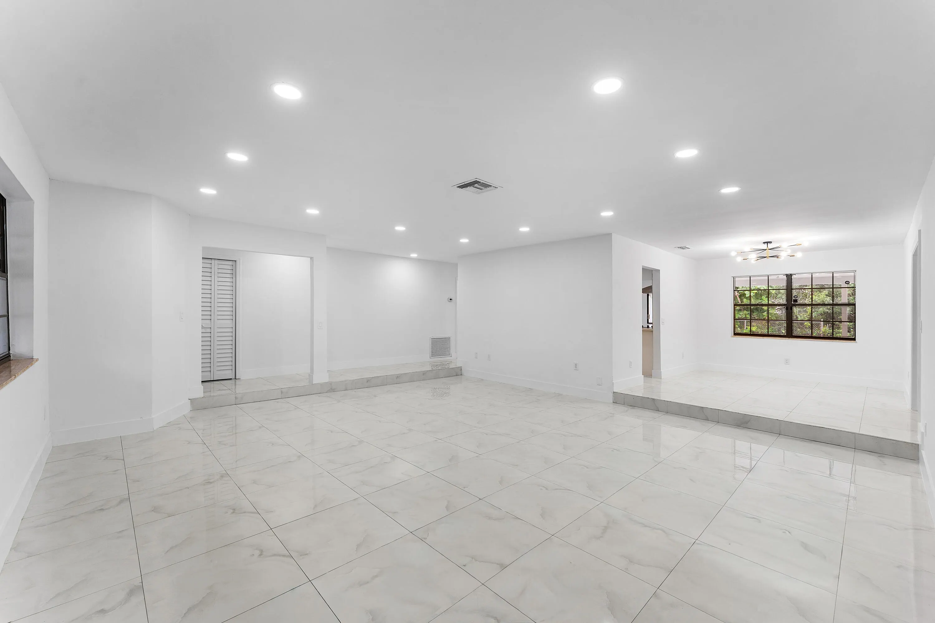 80 W PALM Drive