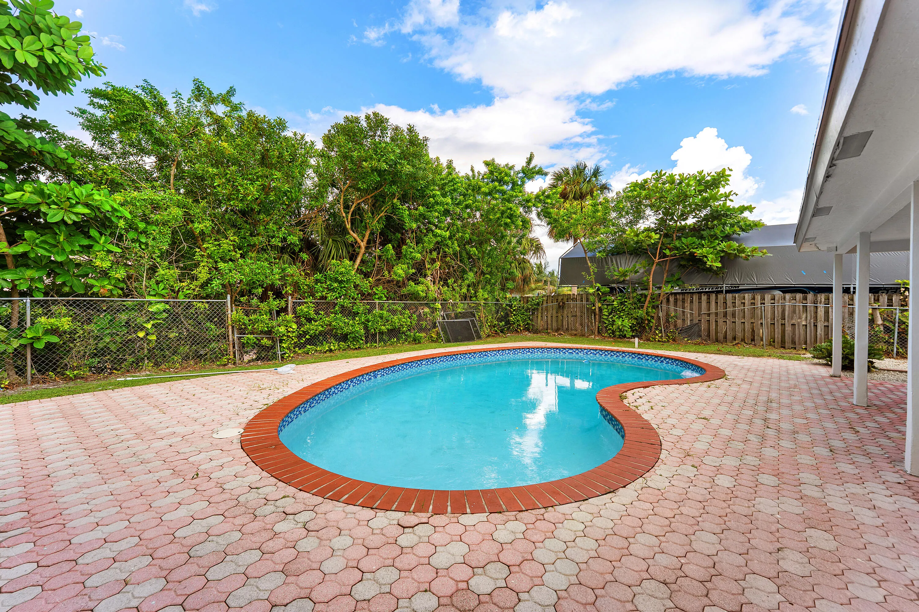 80 W PALM Drive