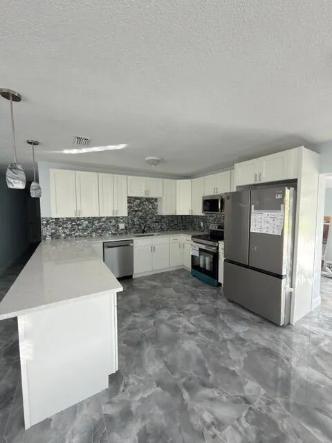 364 Garden Boulevard