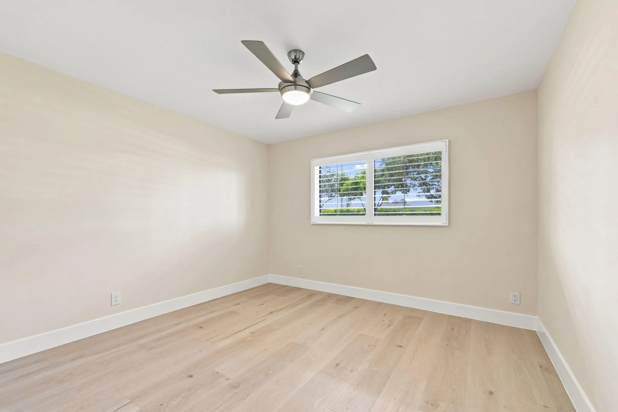 15456 PEMBRIDGE Drive #111