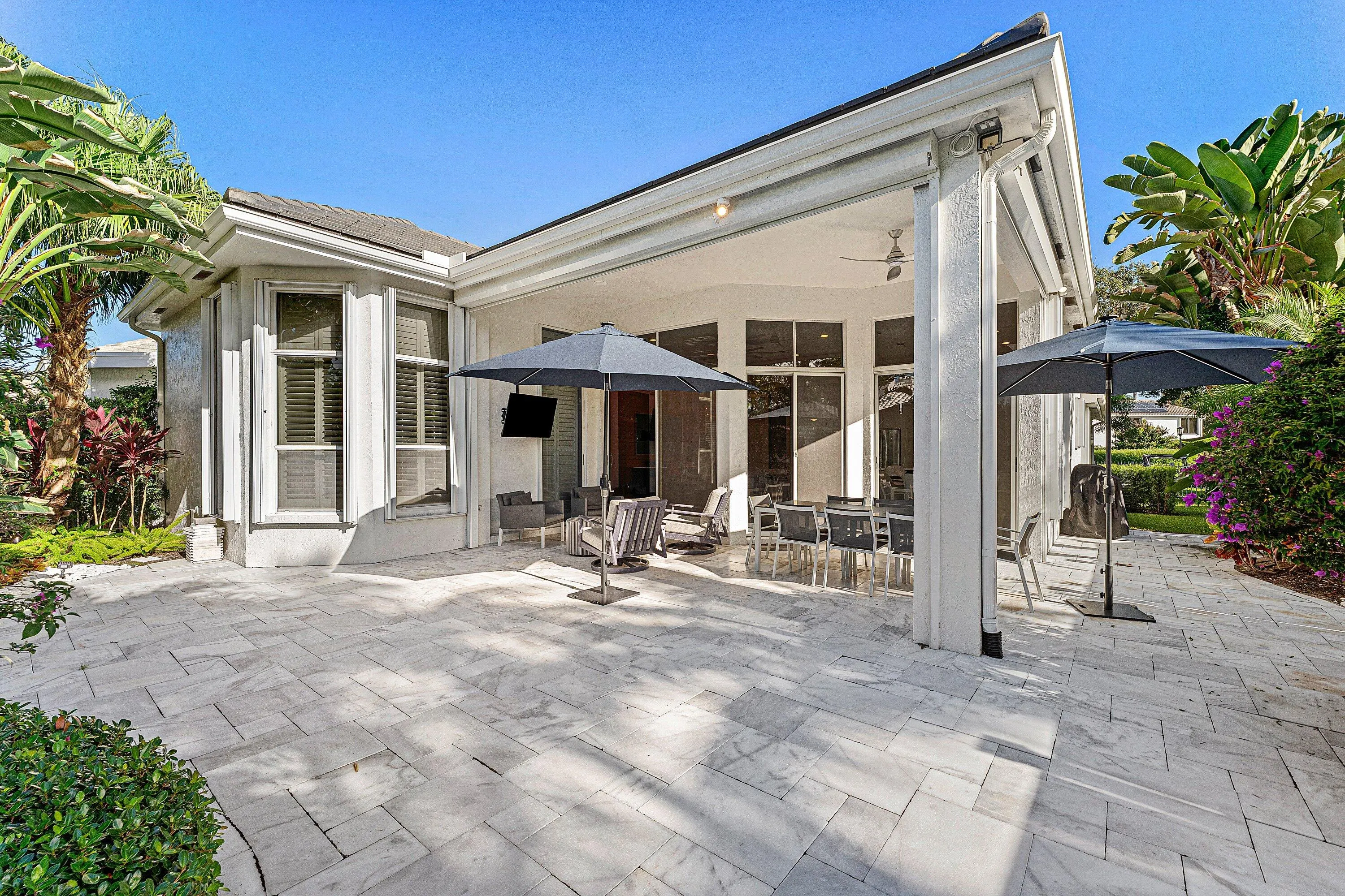 5740 NW 42ND Court