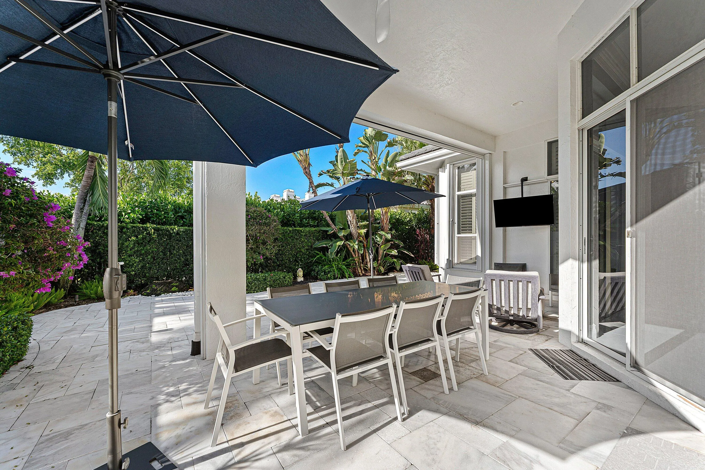 5740 NW 42ND Court
