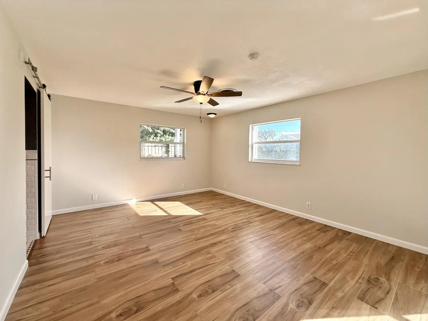 726 10TH Court
