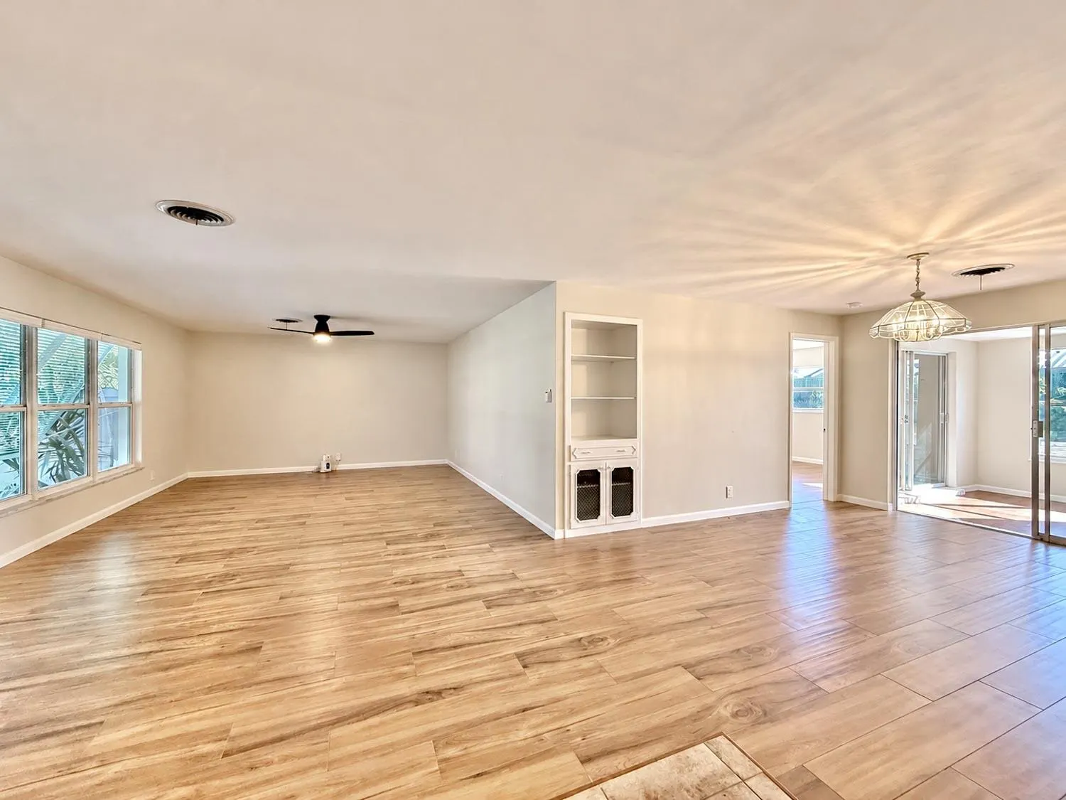 726 10TH Court