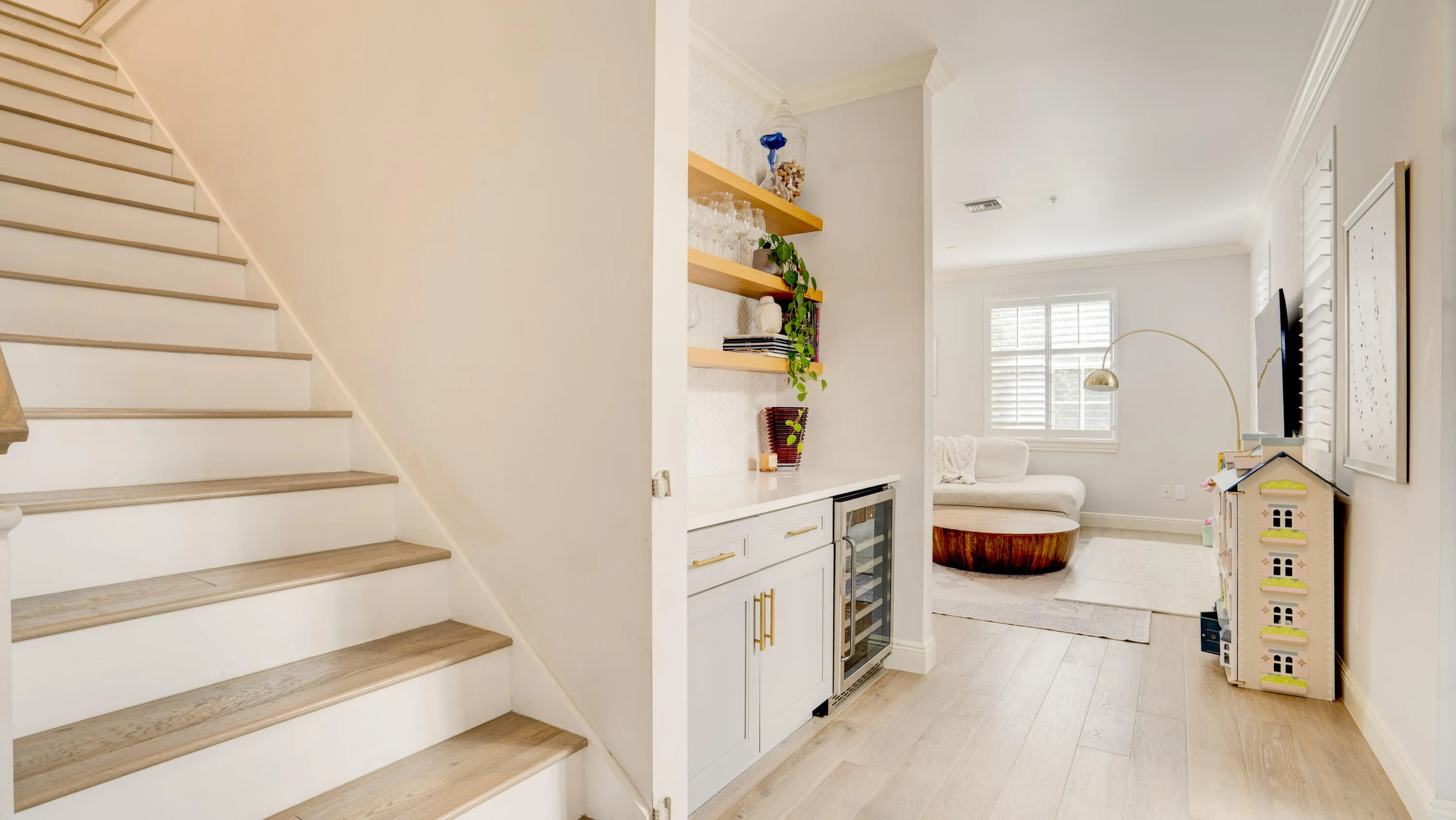 143 N Cannery Row Circle