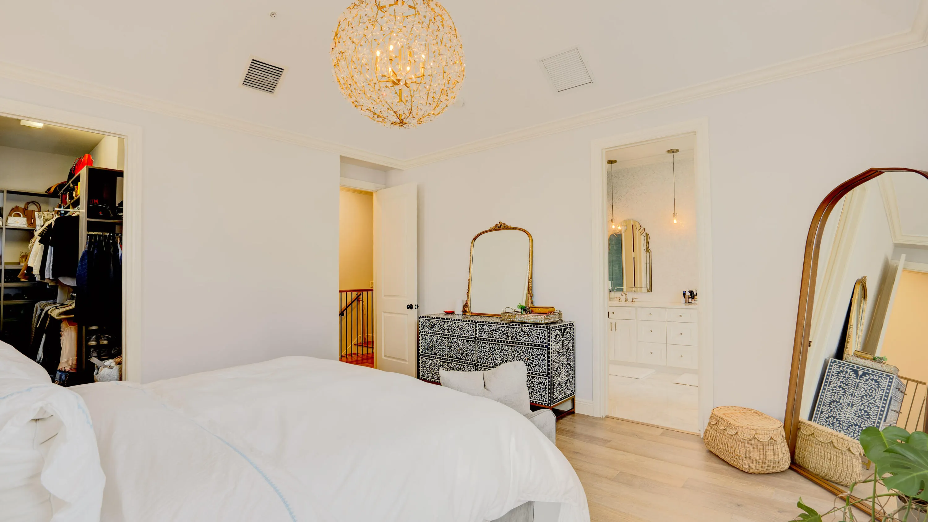 143 N Cannery Row Circle