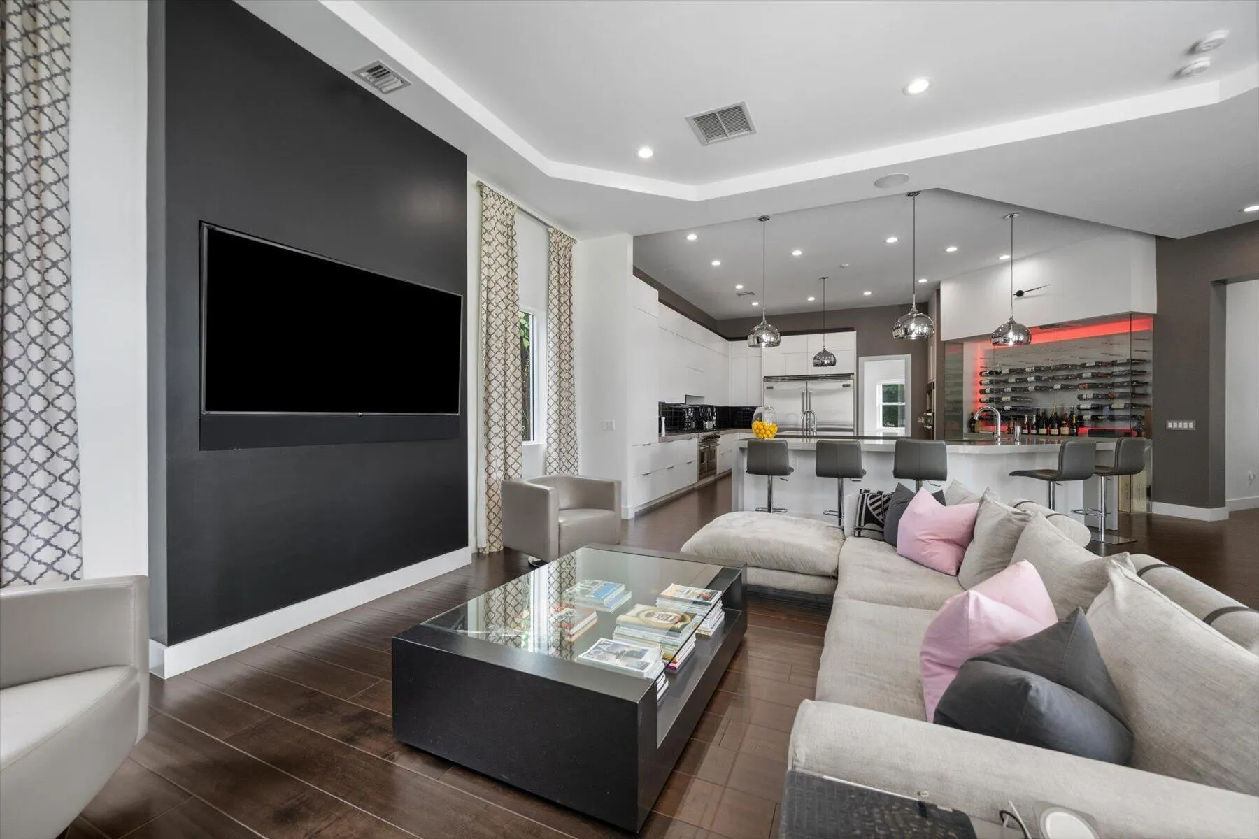 3580 Aiken Court