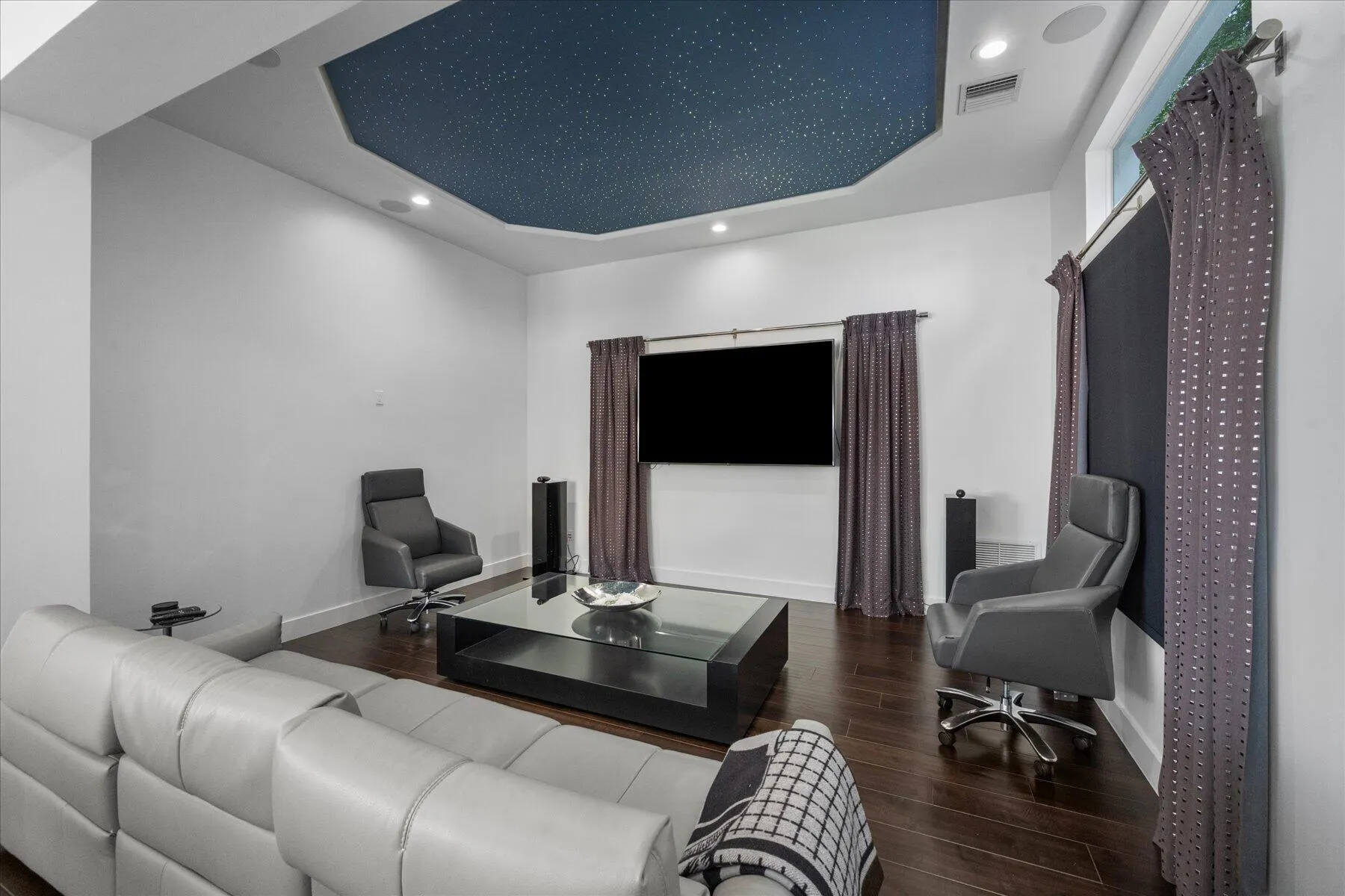 3580 Aiken Court