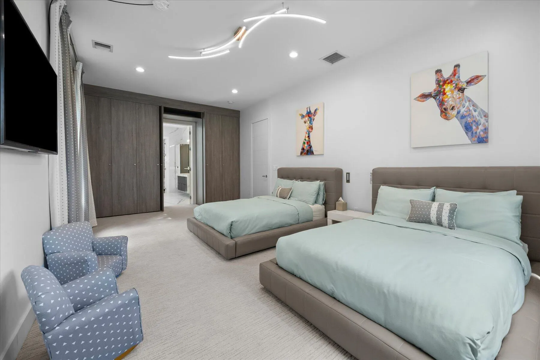 3580 Aiken Court