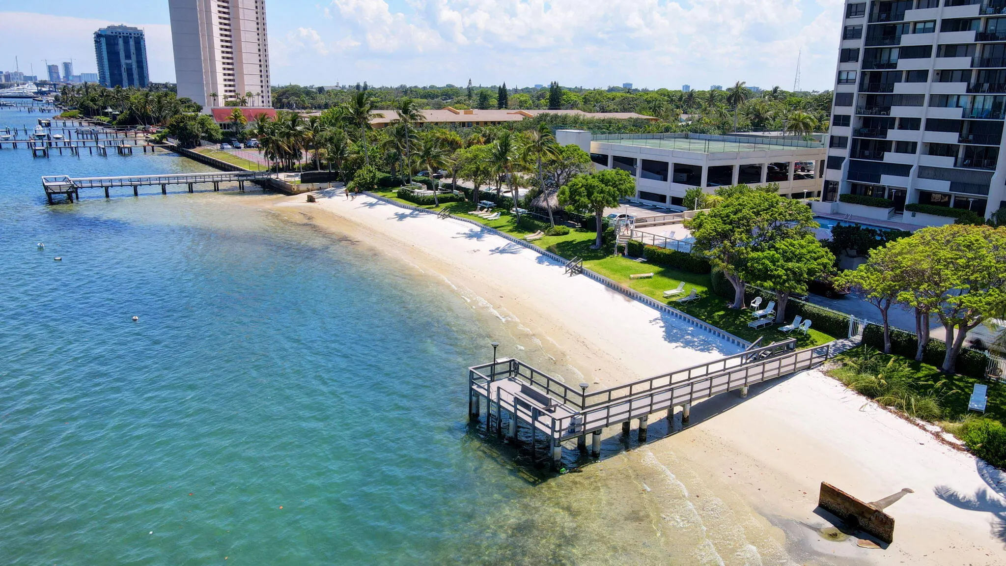 5600 N FLAGLER Drive #306